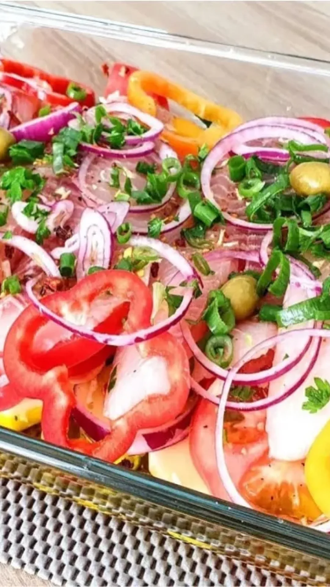 Esse filé de peixe assado no forno é ótimo para você passar o ano novo em família