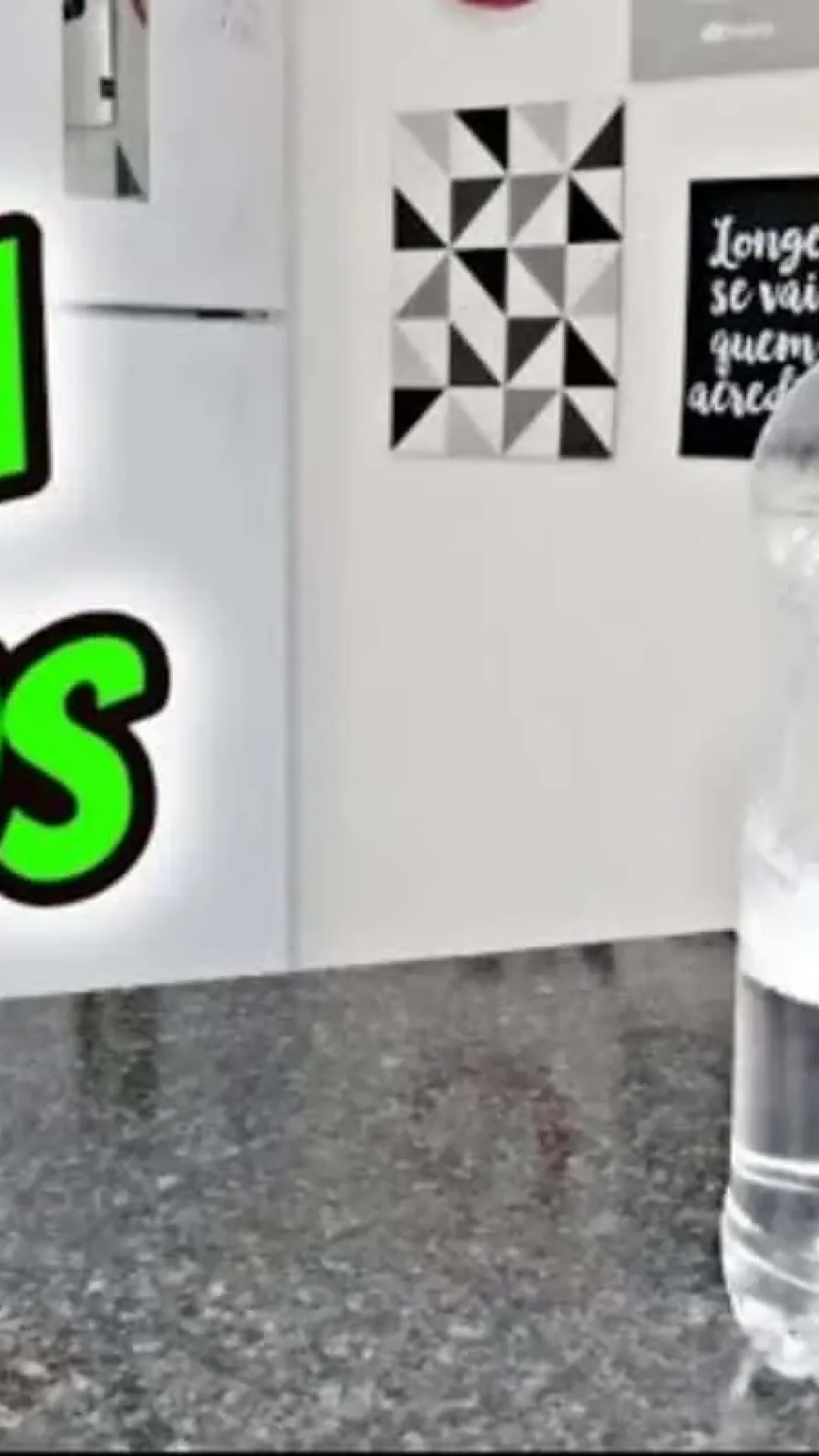 Esse limpa vidros caseiro vai virar produto de limpeza fixo na sua casa