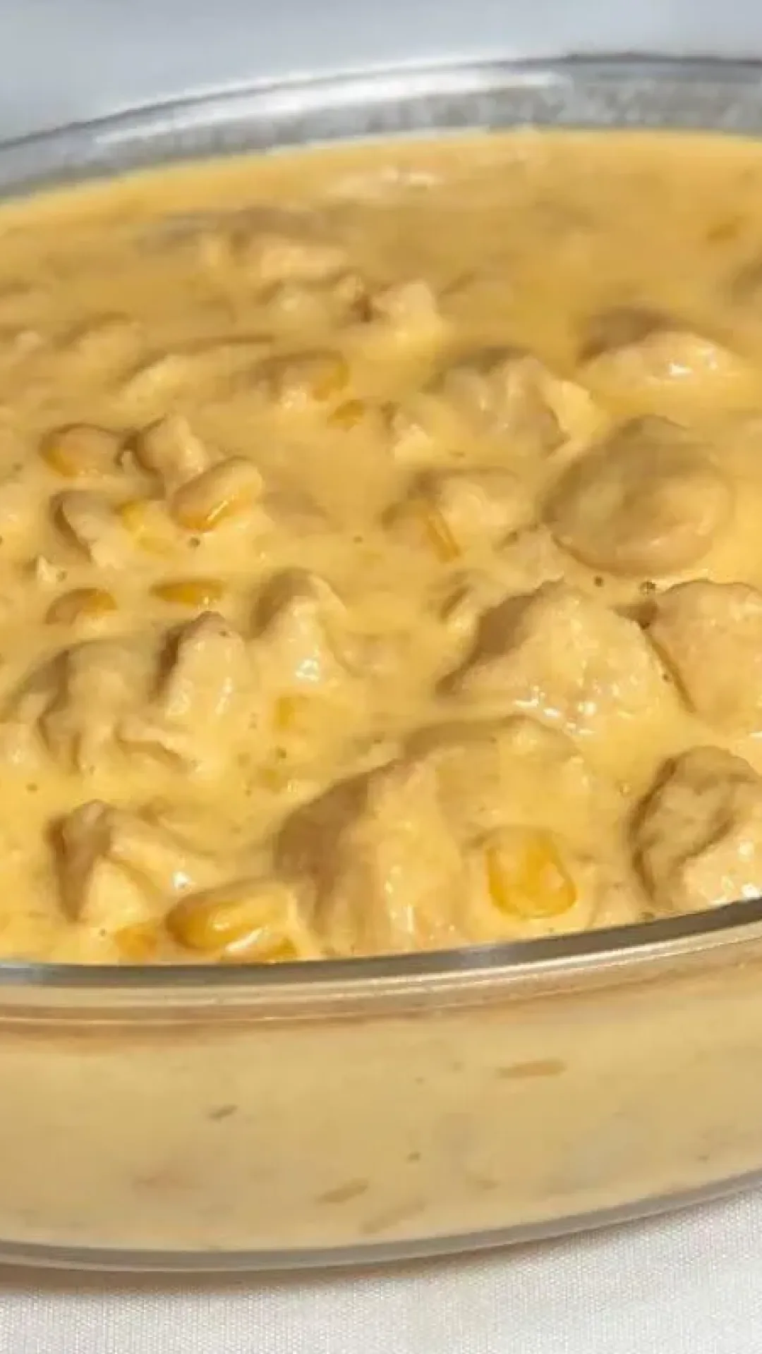 Estrogonofe de frango uma receita de restaurante perfeita e fácil de preparar
