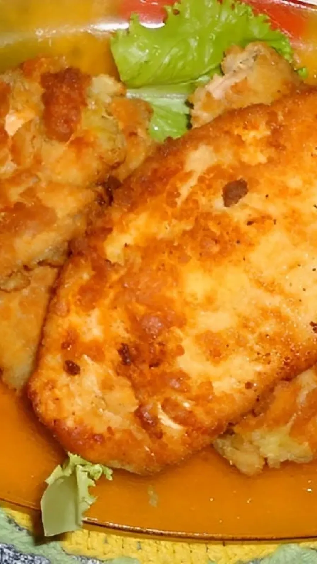 Filé de peito de frango à milanesa simples e delicioso para fazer gastando pouco