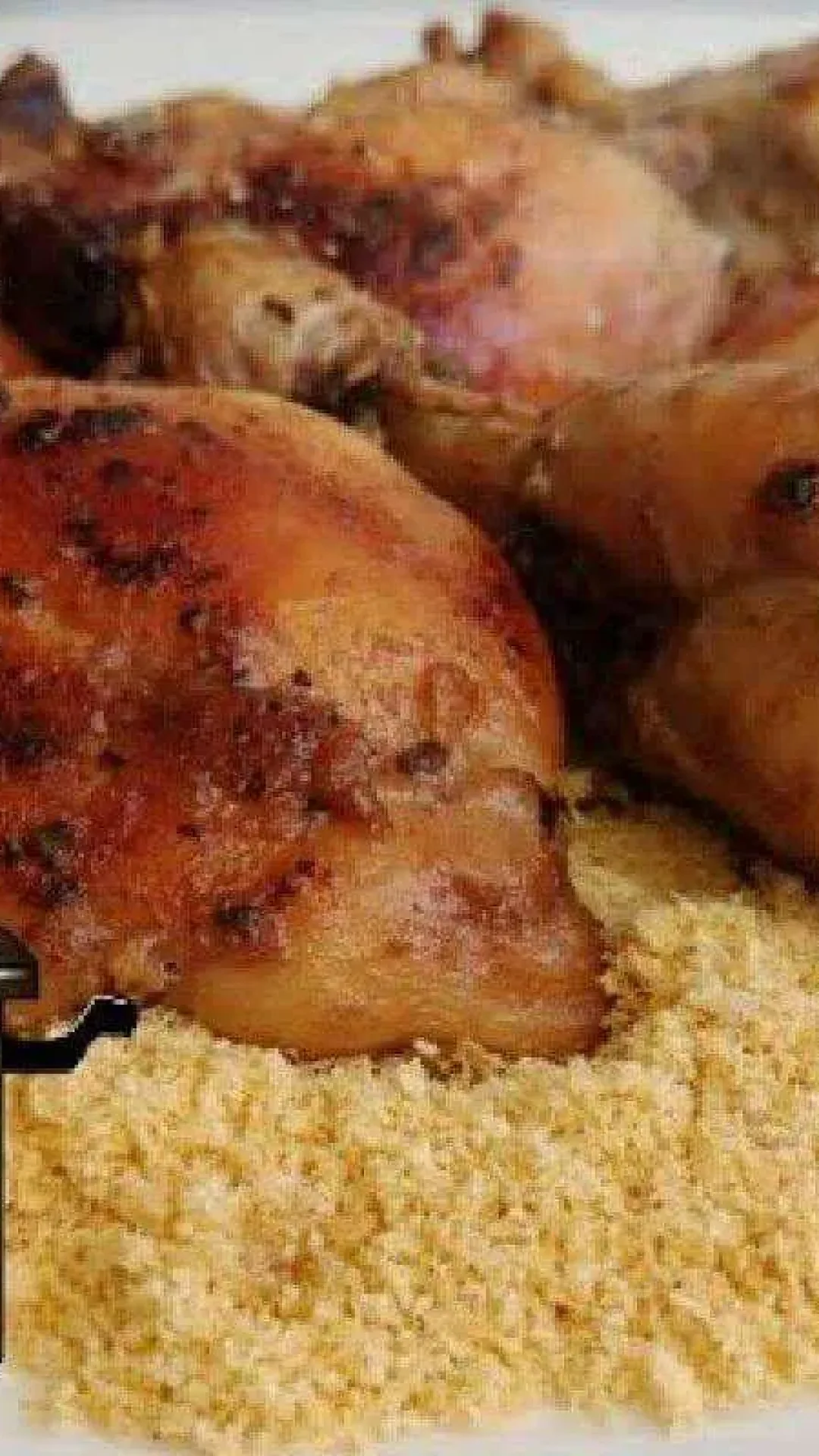 Frango assado na panela fica muito suculento e saboroso você precisa experimentar