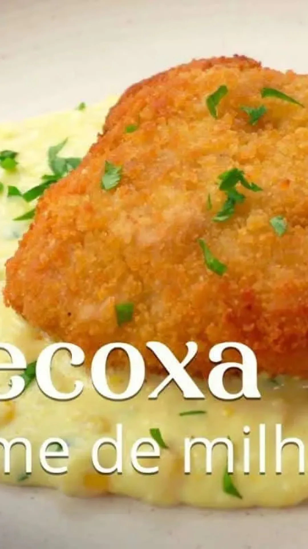 Frango com creme de milho que parece prato de restaurante de tão perfeito