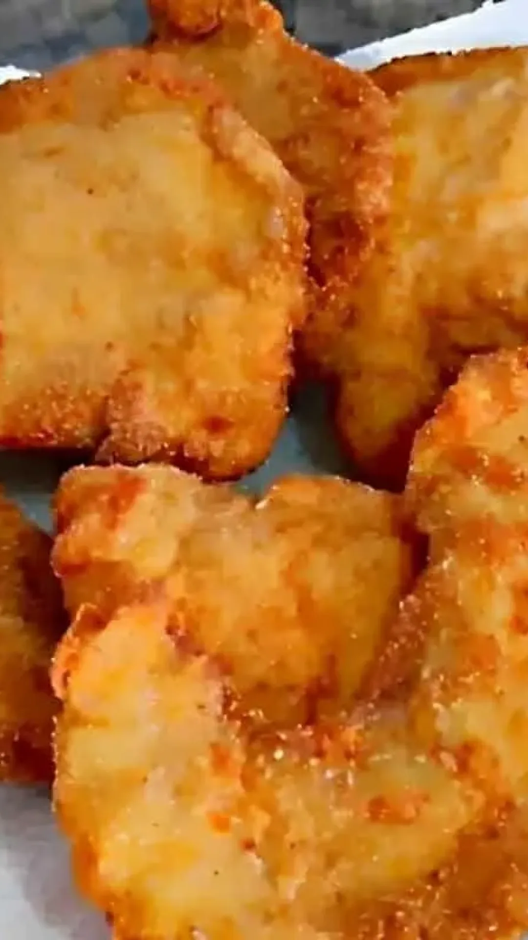 Frango empanado sem ovos e sem farinha de trigo muito simples e fácil de fazer