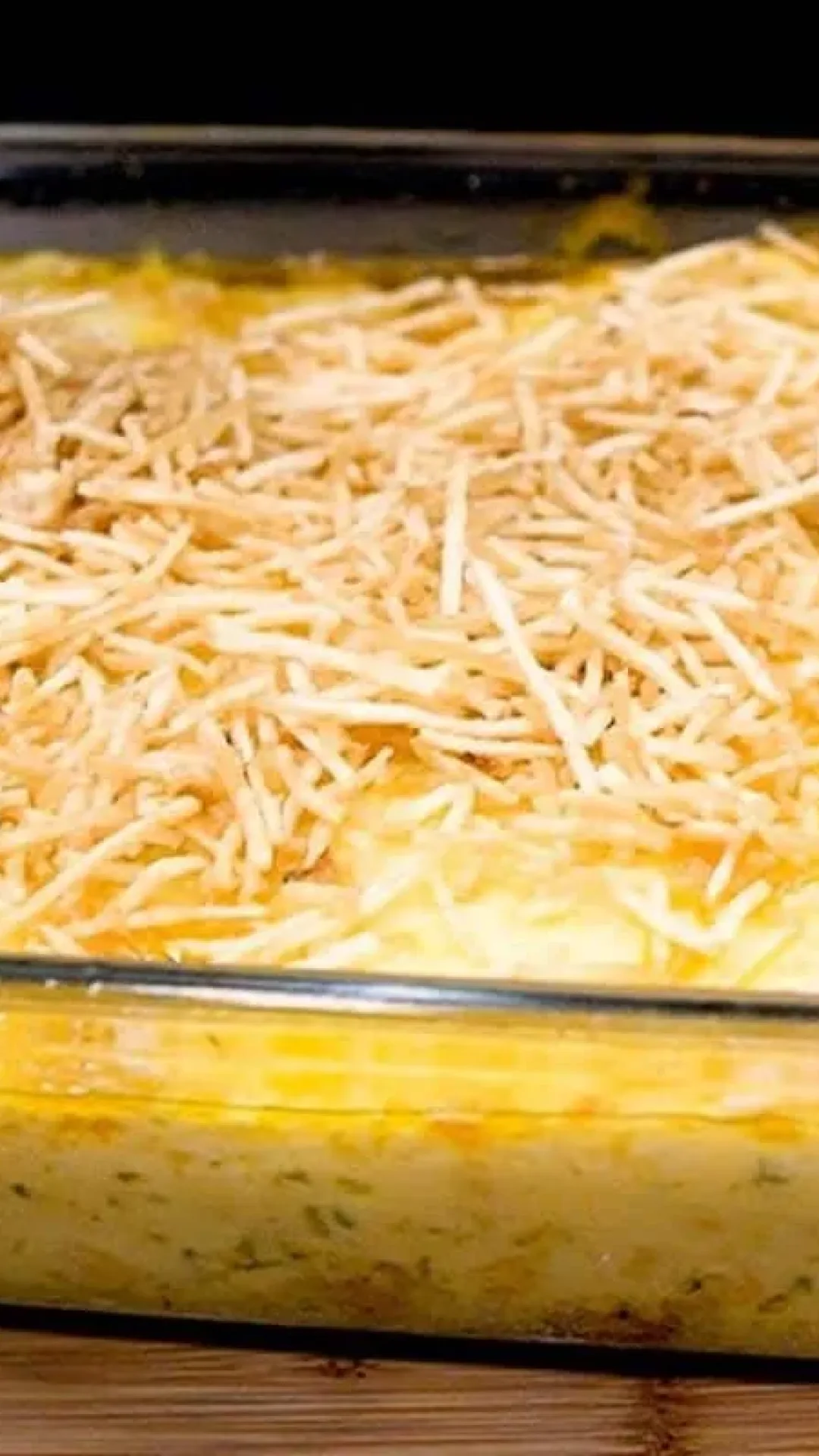 Frango gratinado com creme de milho: almoço de domingo fácil e maravilhoso
