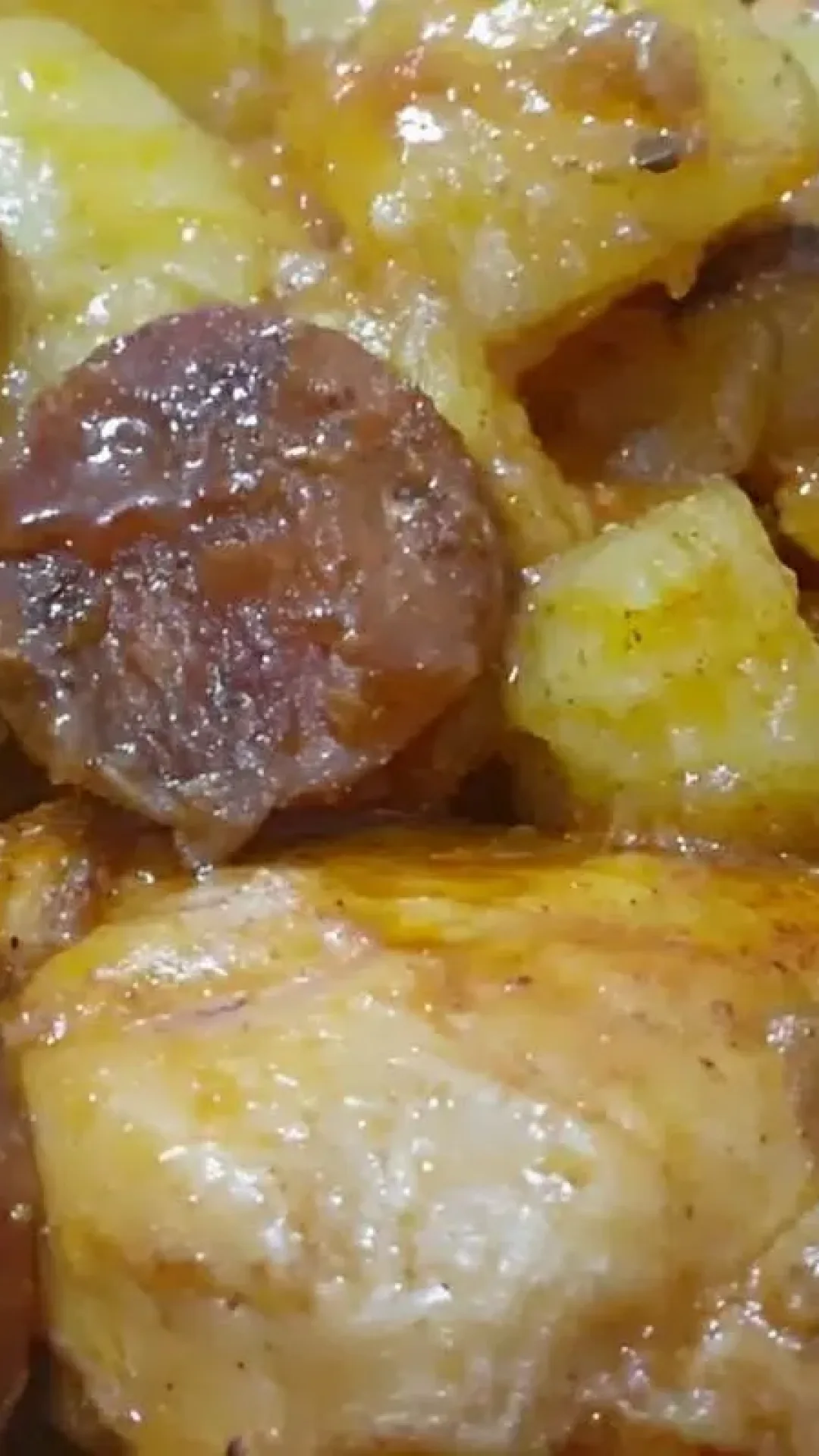 Frango na panela de pressão: fica pronto em 10 minutos e é uma delícia