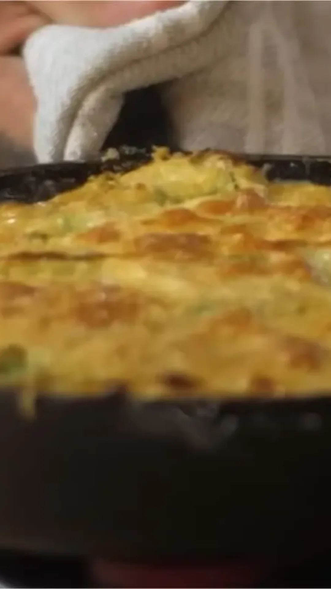 Lasanha de abobrinha feita na frigideira para fazer bem rapidinho que fica perfeita e suculenta