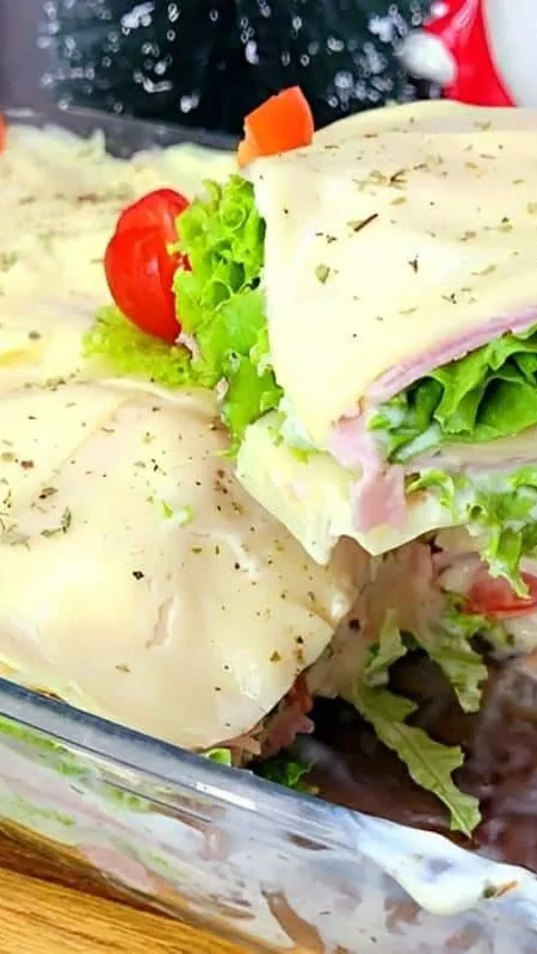 Lasanha de alface deliciosa e refrescante perfeita para servir na entrada do almoço de dia das mães
