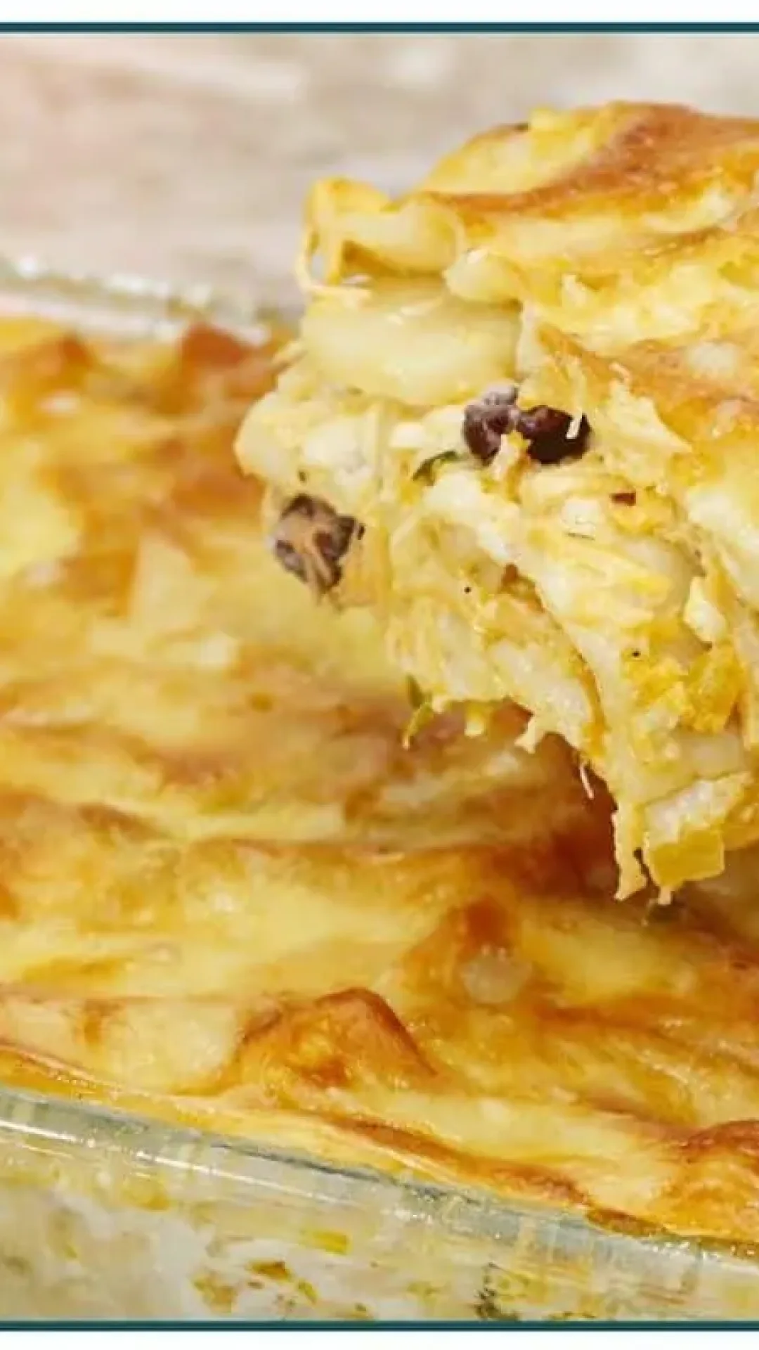 Lasanha de frango simples e suculenta, fácil de montar e perfeita para seu almoço