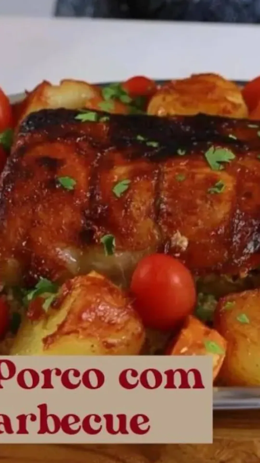 Lombo de porco assado com barbecue um belo prato principal para seu almoço de natal