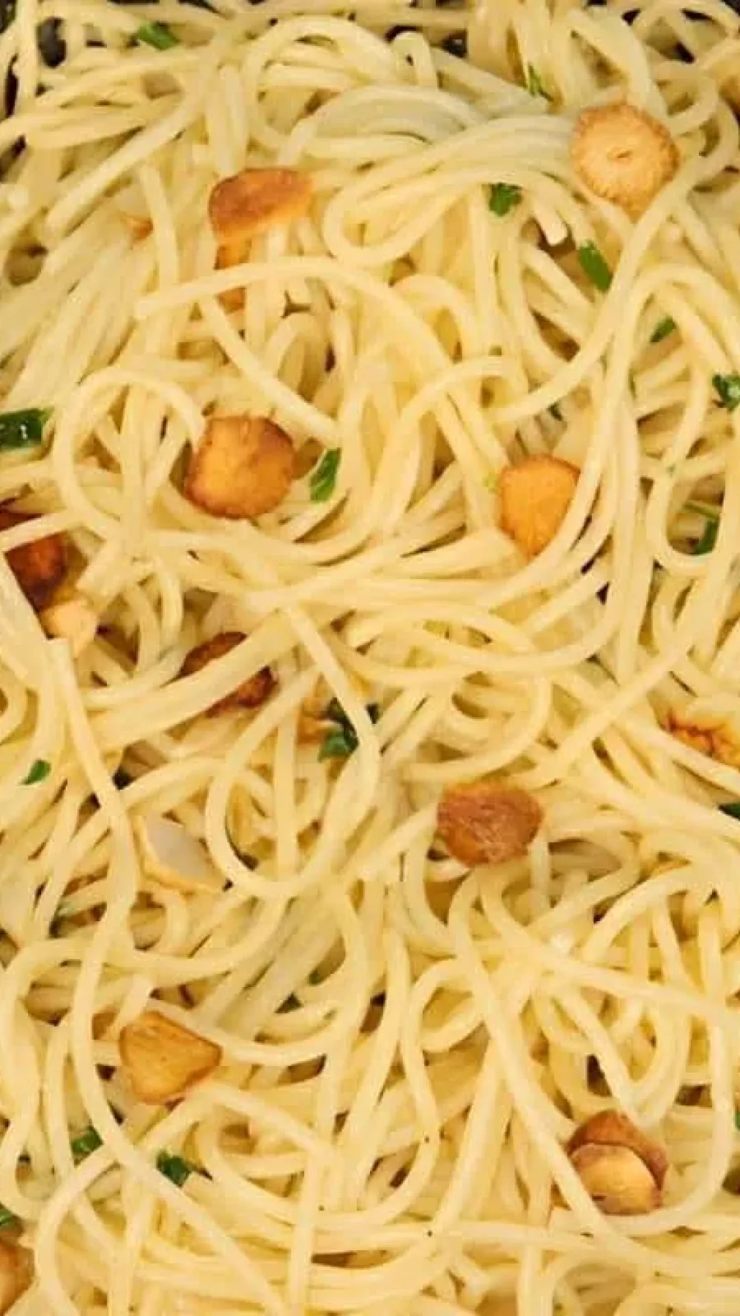 Macarrão alho e óleo simples e perfeito para o almoço ou jantar do dia a dia