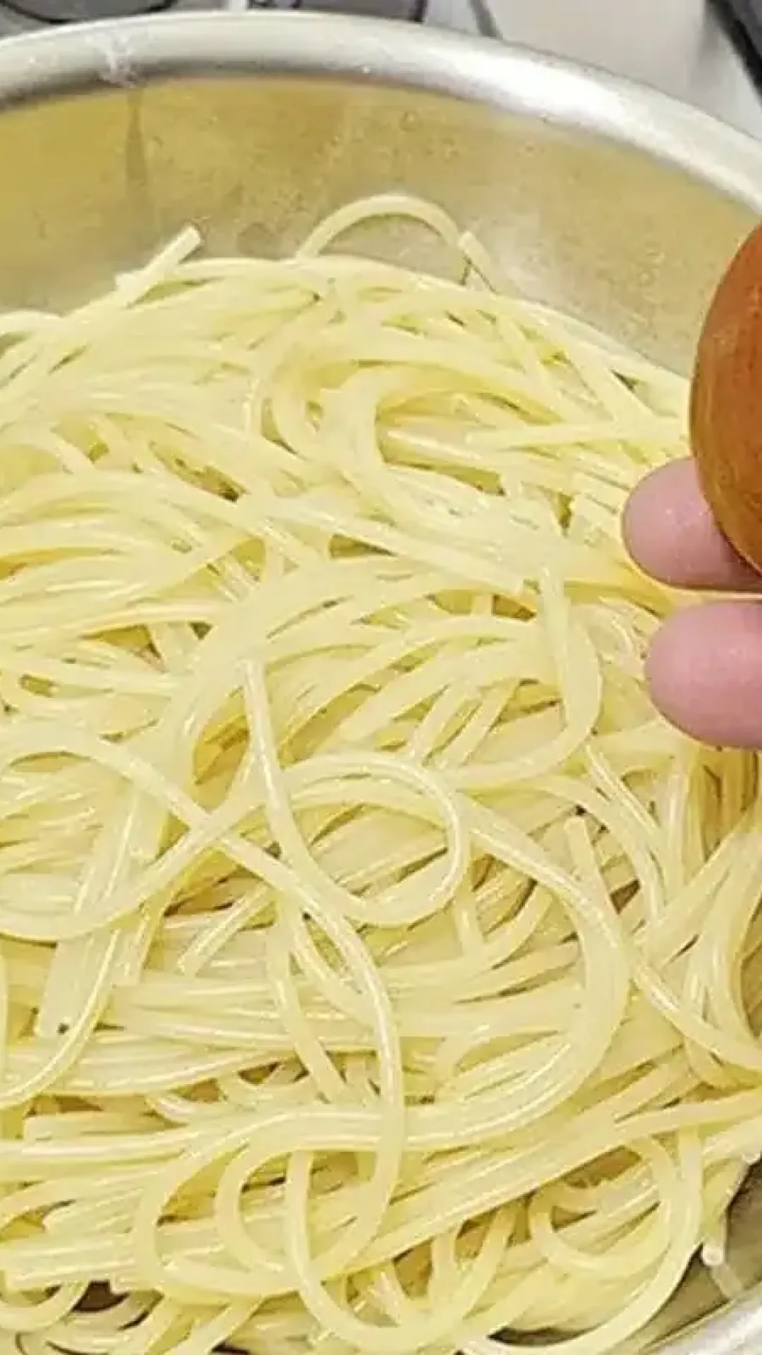 Macarrão soltinho: feito de um jeito diferente que deixa leve, saboroso e nada empapado