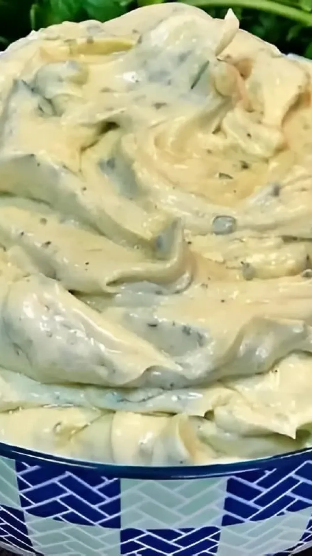 Maionese caseira temperada para hambúrguer e saladas receita de lanchonete famosa