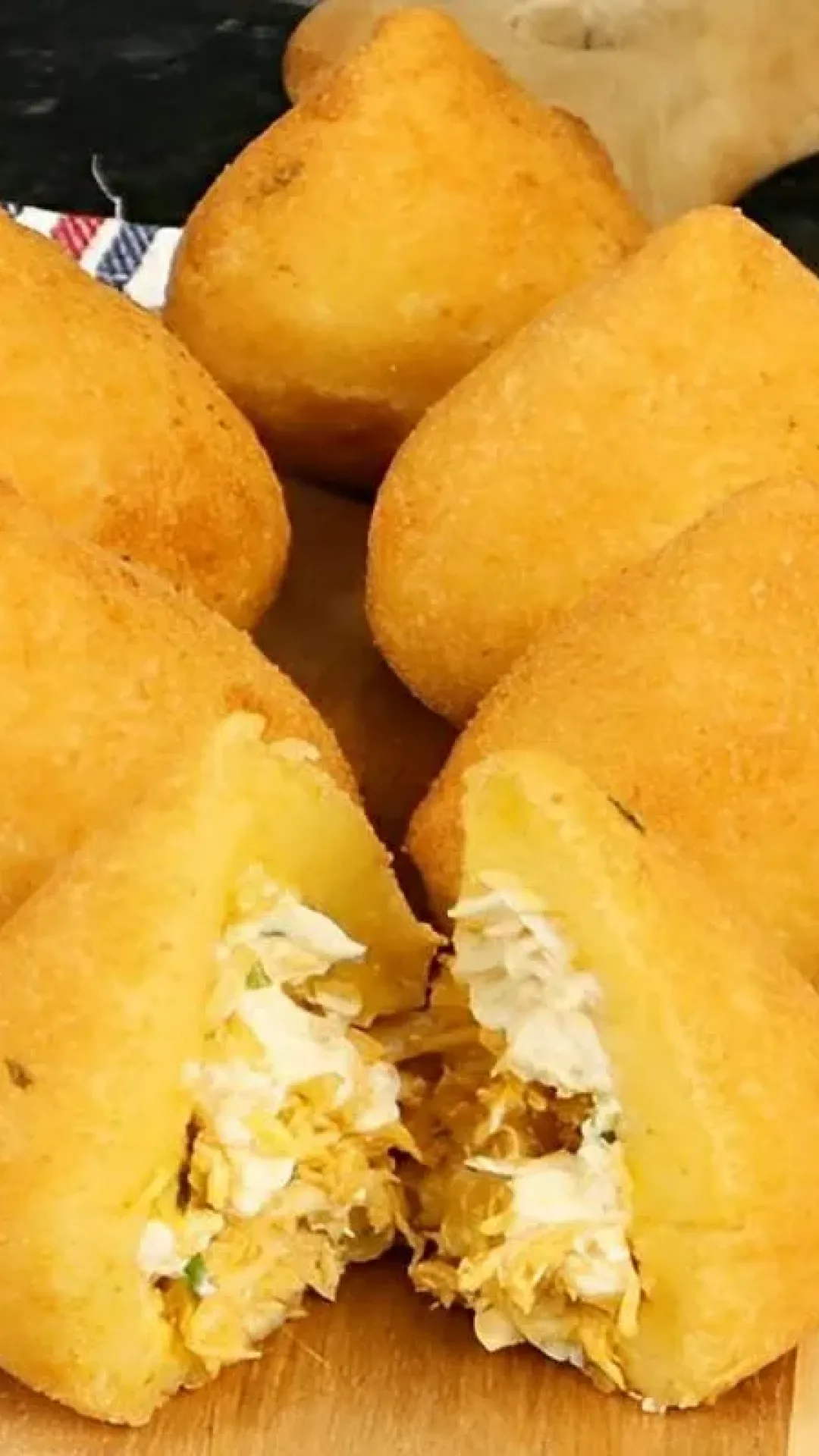 Massa de coxinha especial para fazer os mais diferentes tipos de coxinha ela derrete na boca