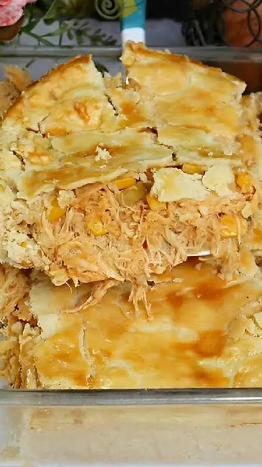 Massa de empadão que derrete na boca feita com apenas 2 ingredientes