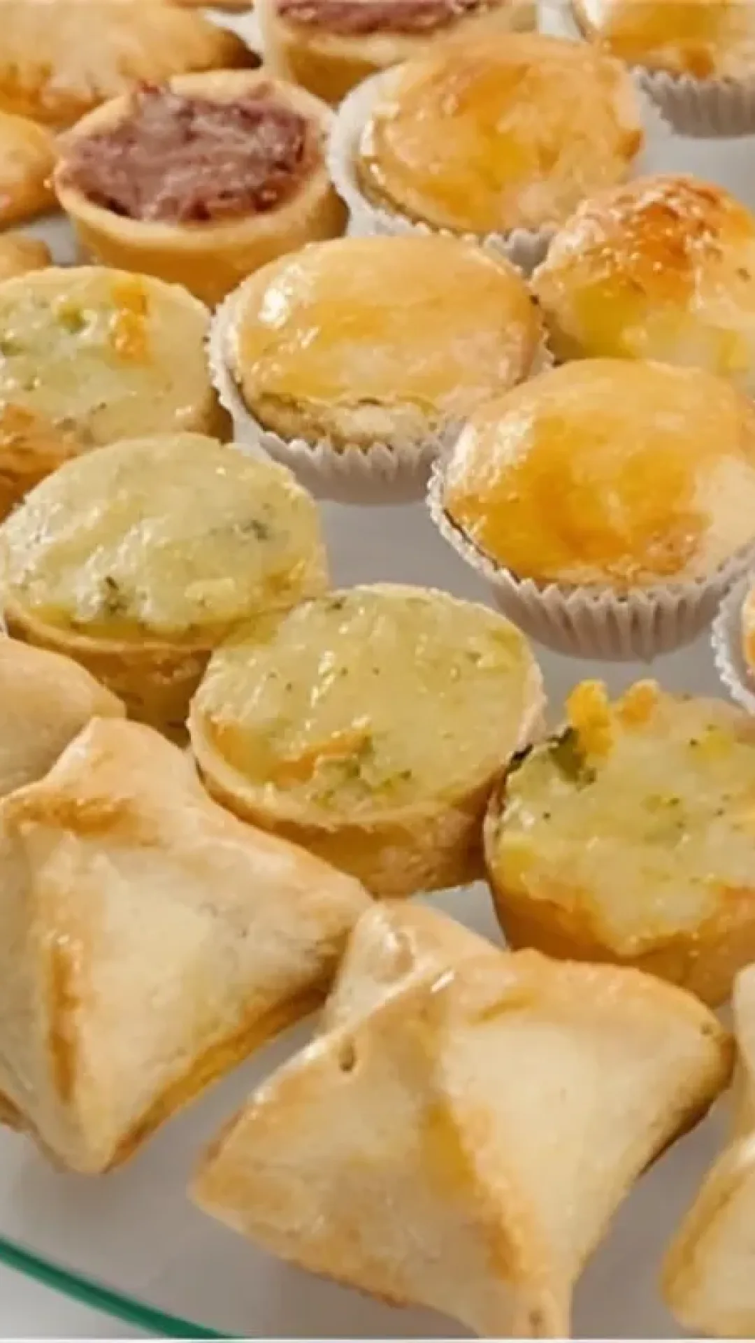 Massa de empadinha e salgados assados que derrete na boca basta misturar os ingredientes