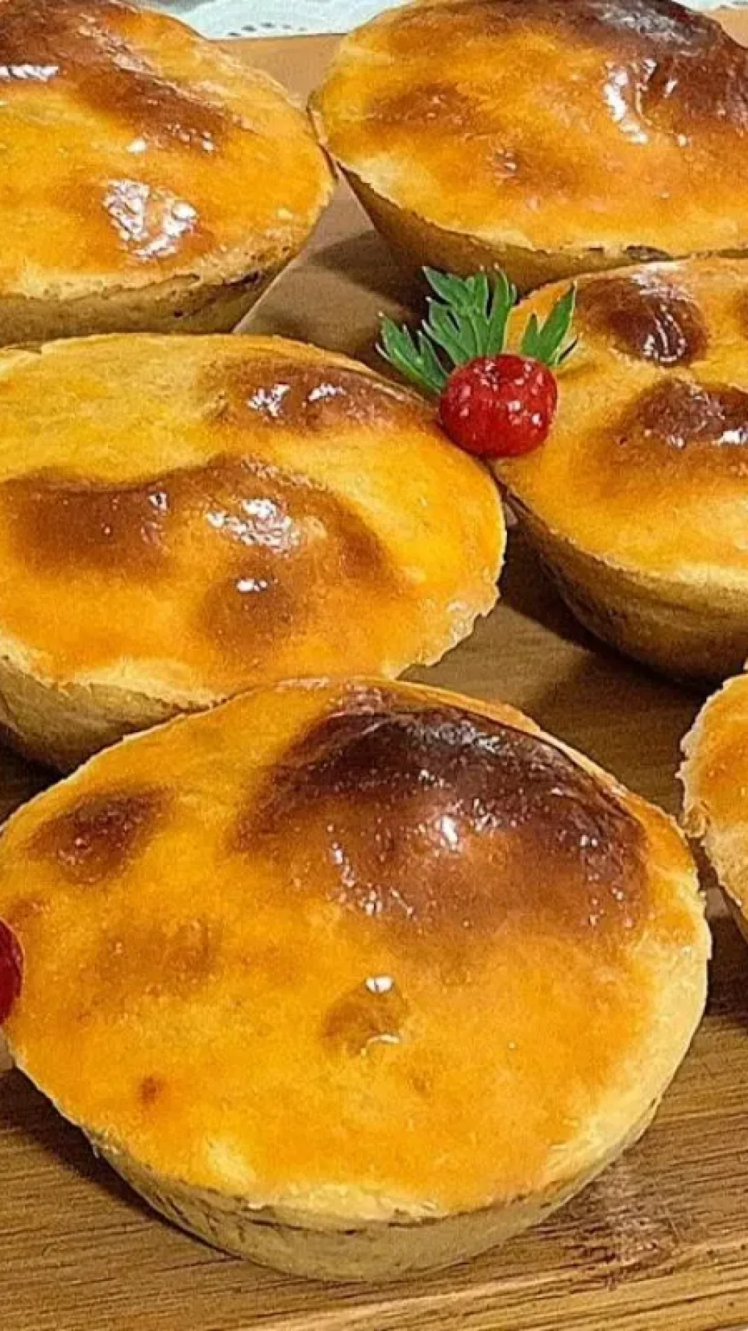 Massa de empadinha super leve e que derrete na boca, para você preparar para o lanche da família