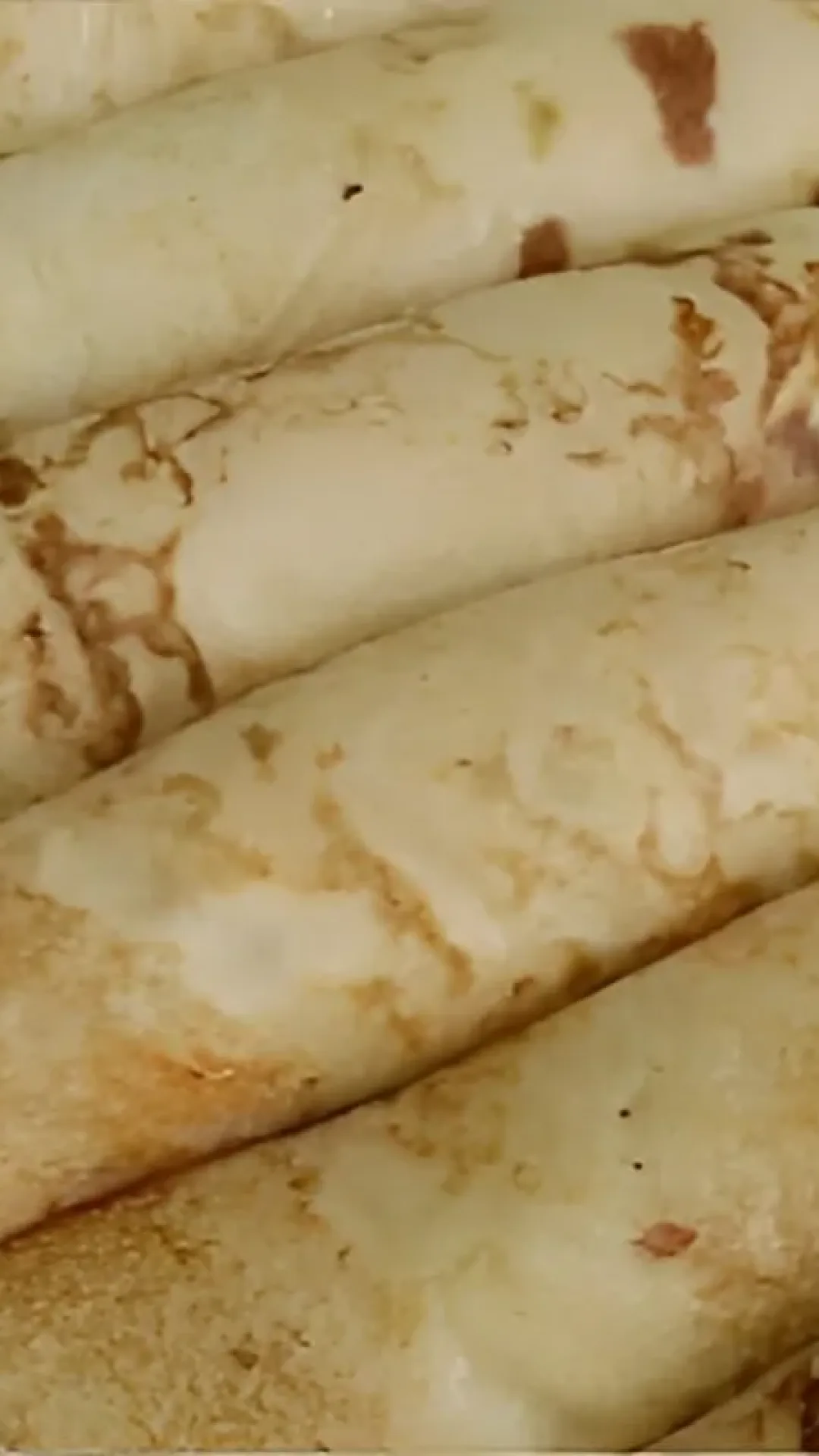 Massa de panqueca com apenas 3 ingredientes simples e prática de preparar