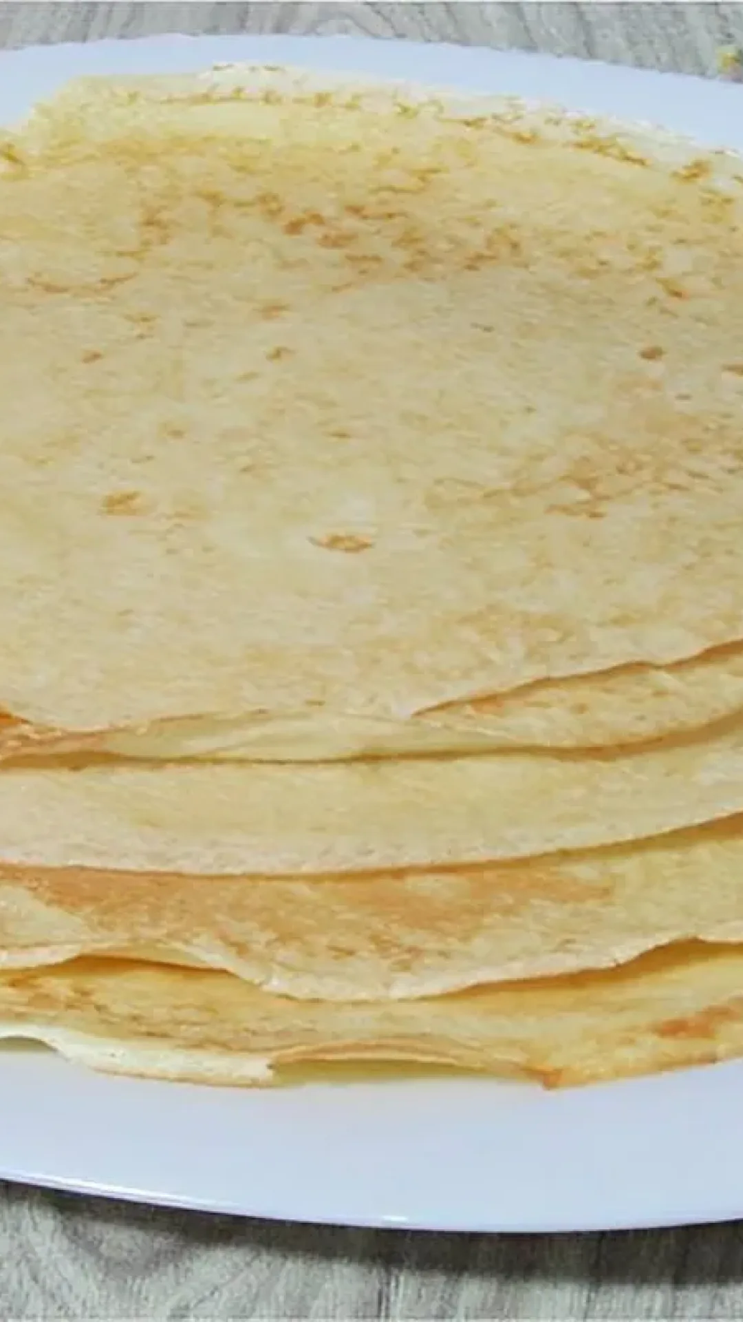 Massa de panqueca fofinha simples e fácil de fazer muito prática para enrolar