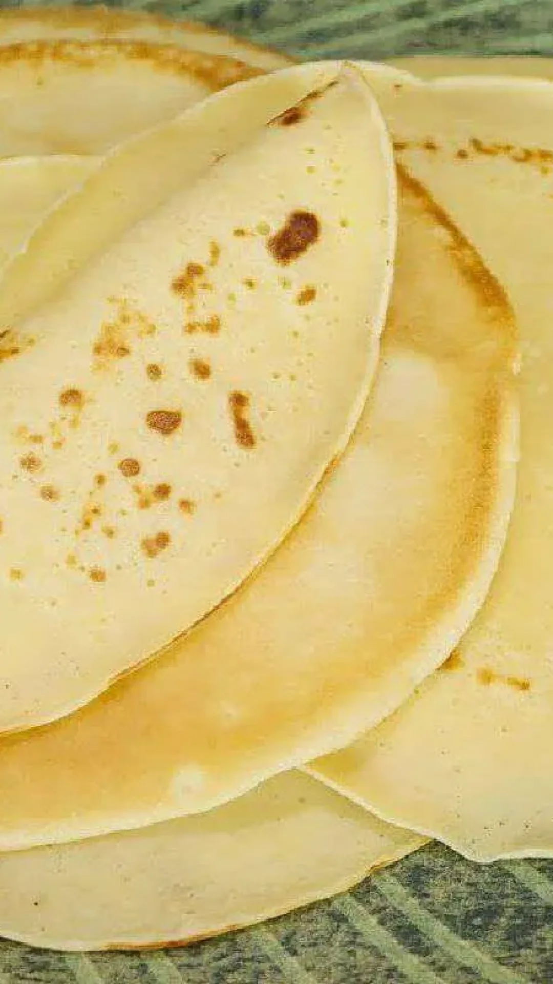 Massa de panqueca que fica perfeita e bem levinha para você rechear como quiser