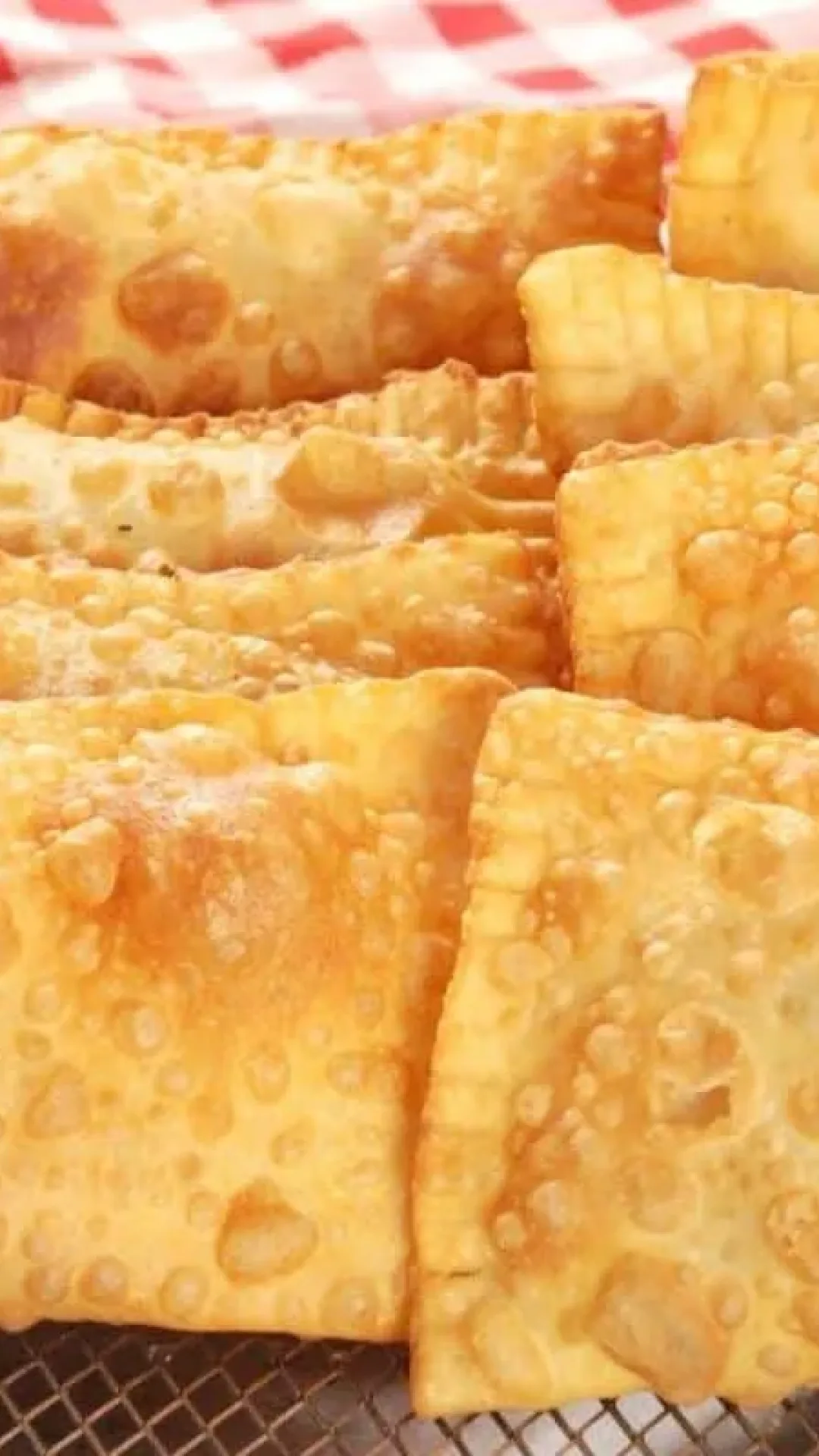 Massa de pastel caseira crocante e sequinha que dá certo sempre