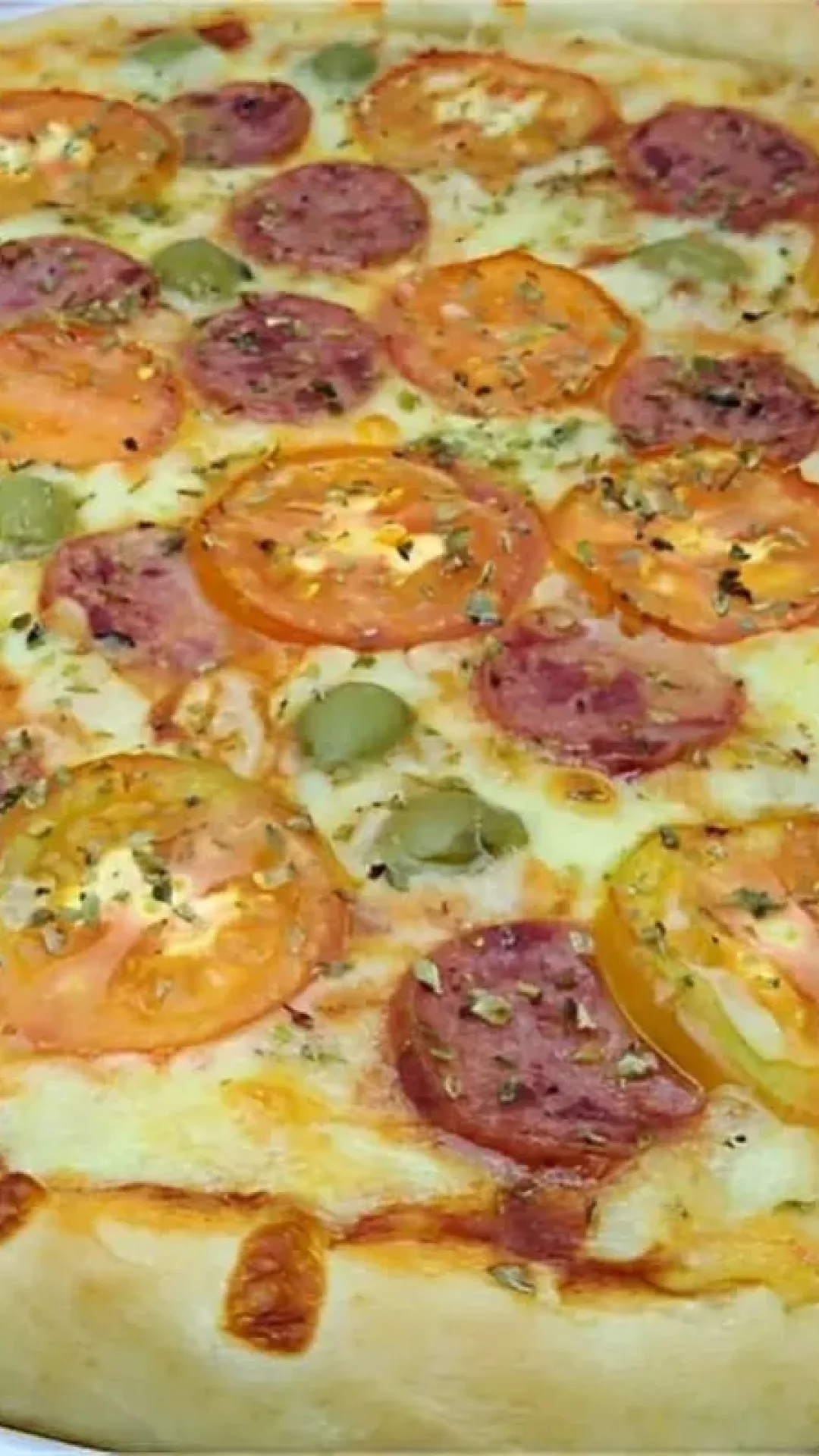 Massa de pizza caseira muito fácil que não precisa sovar até quem não sabe cozinhar consegue fazer