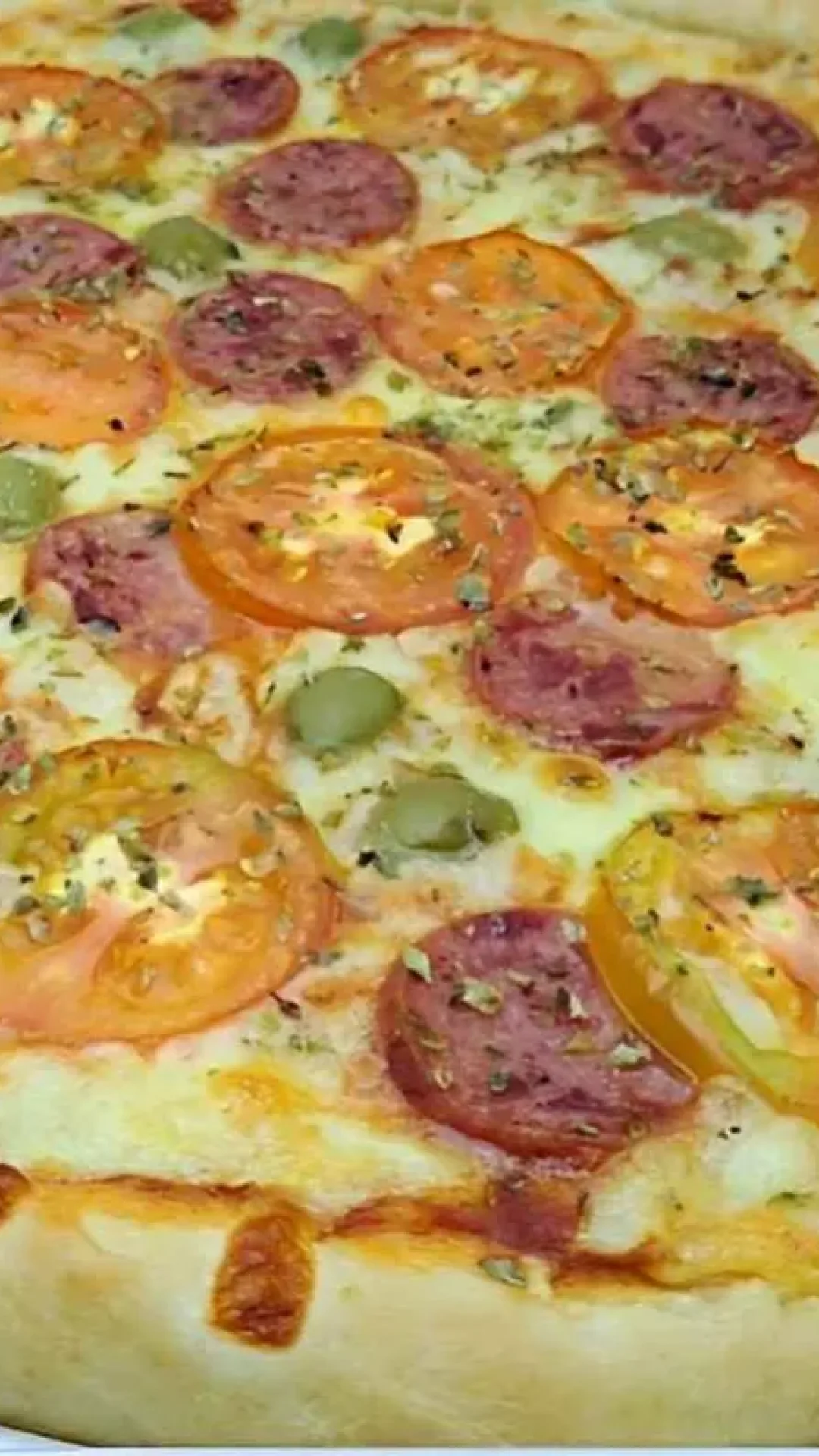 Massa de pizza caseira sem sovar tão prática que até quem não sabe cozinhar consegue fazer
