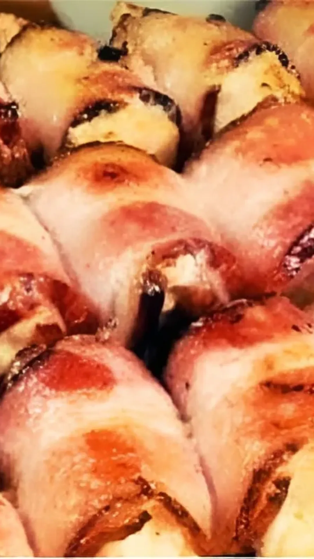 Medalhão de frango com bacon o peito de frango fica muito mais suculento e saboroso