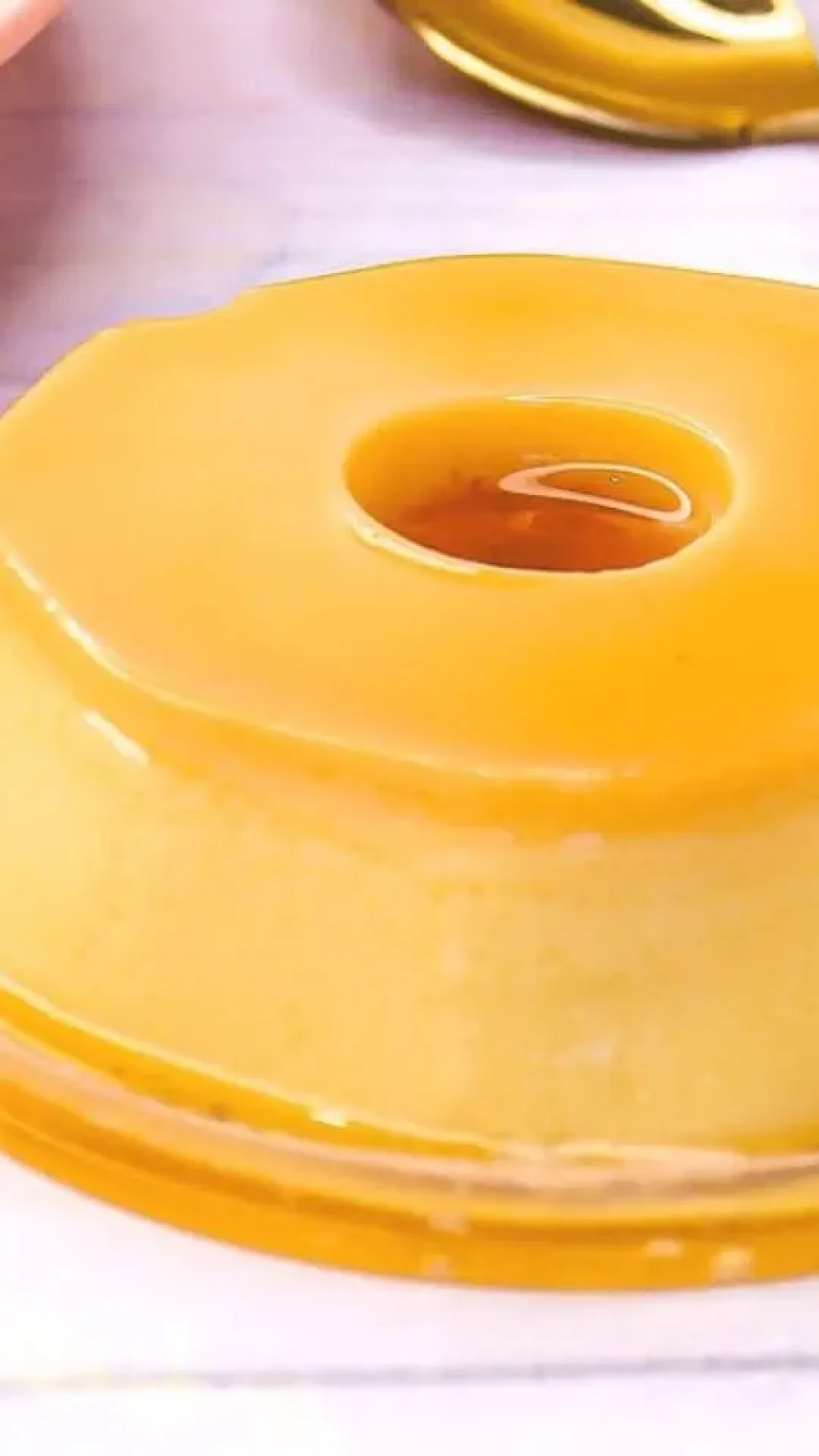 Mini pudim de leite condensado super charmoso: a sobremesa individual que vai fazer o maior sucesso na sua casa
