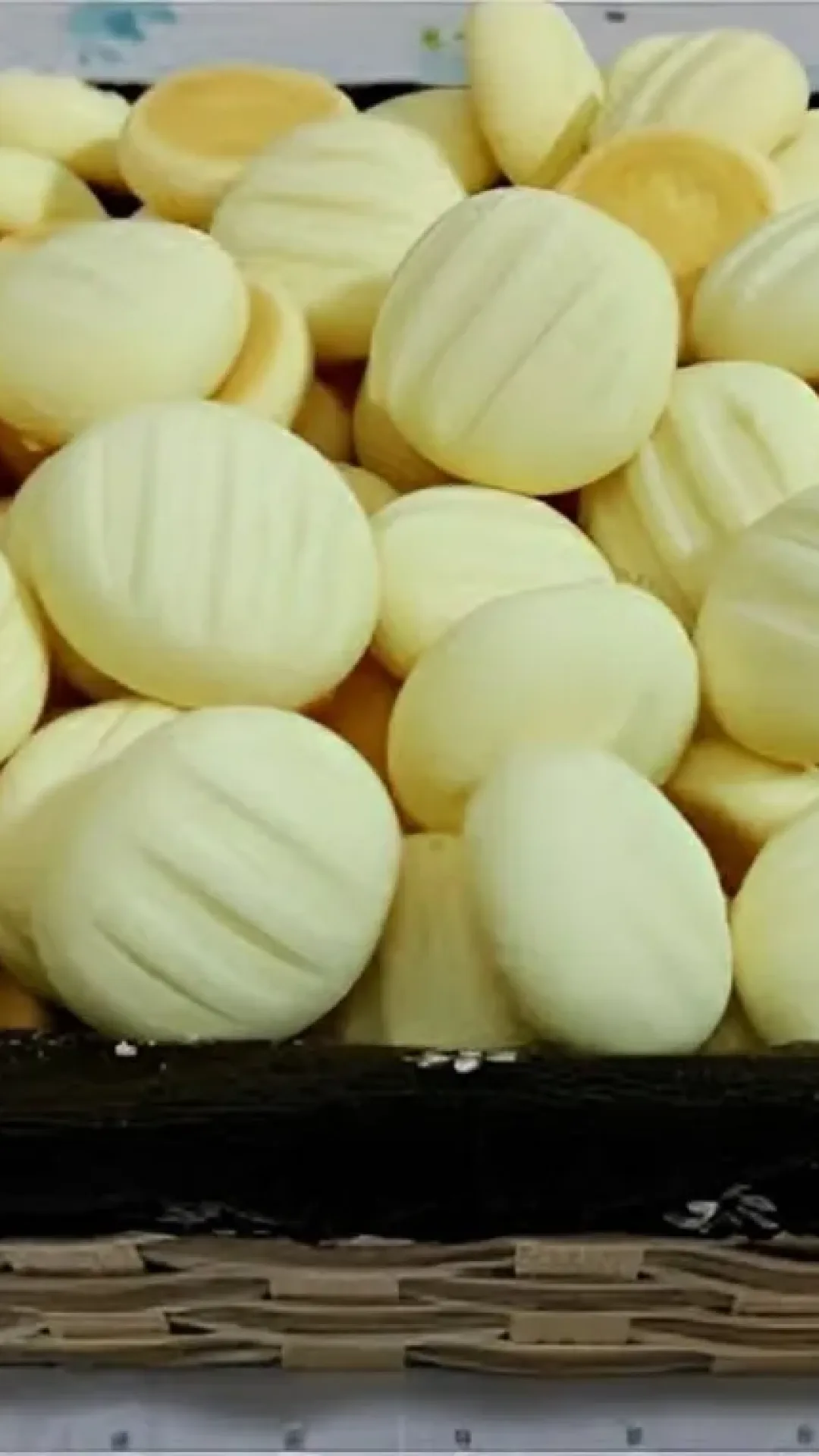 Misturei leite condensado e mais 3 ingredientes e fiz uma bolachinha caseira maravilhosa