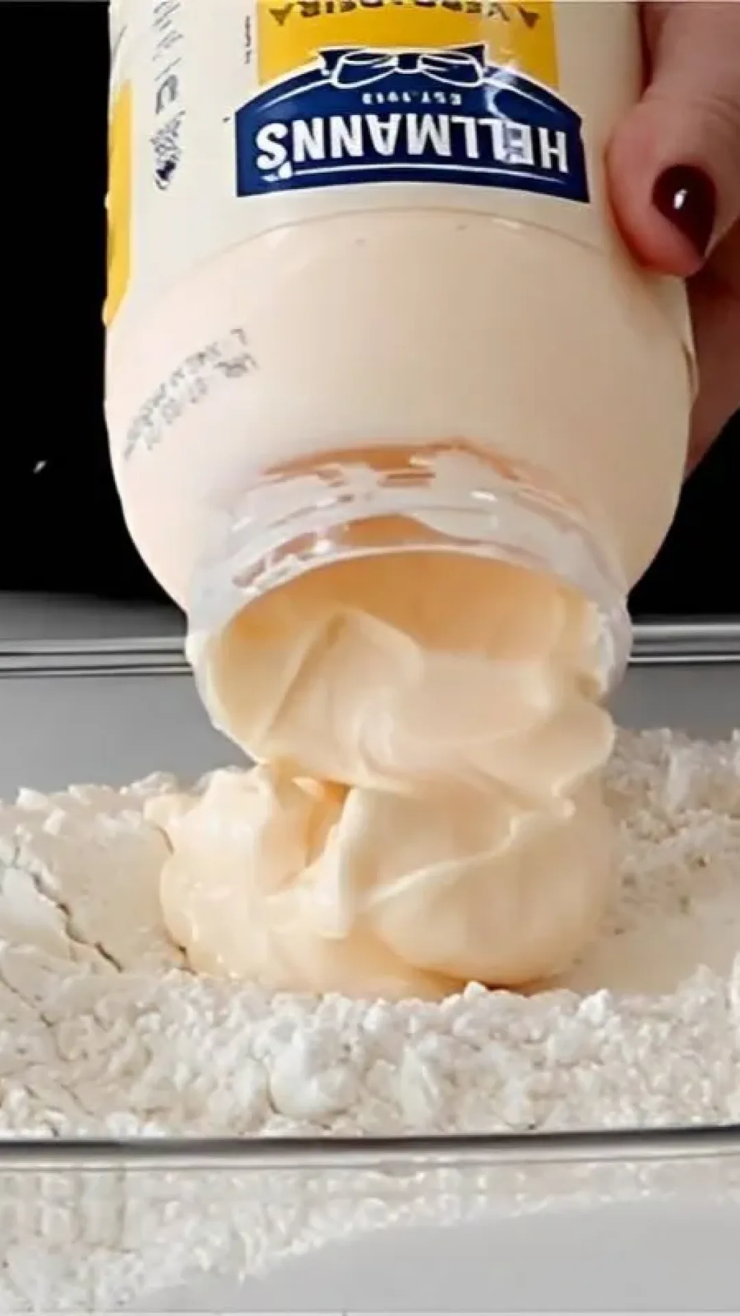 Misturei maionese com farinha de trigo e fiz a melhor torta de frango do mundo