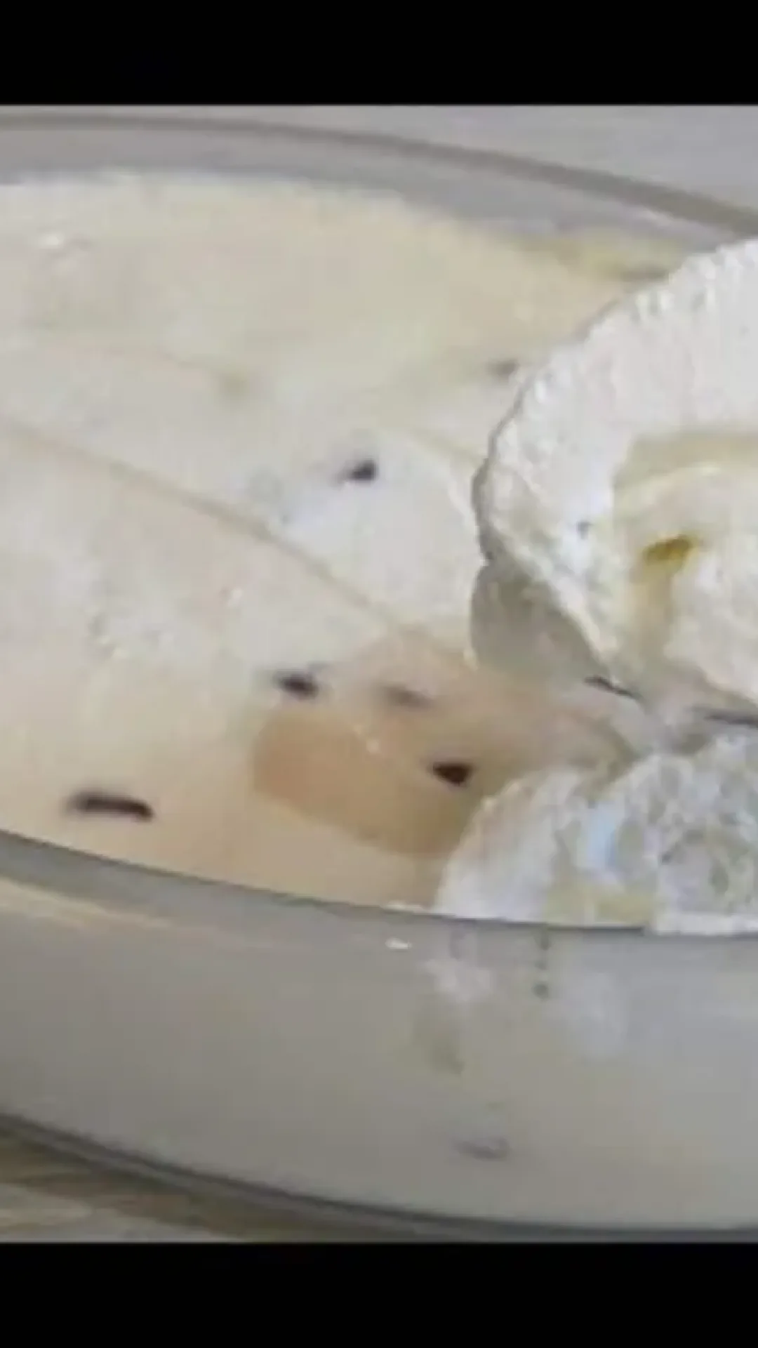 Mousse cremoso de limão que fica pronto rápido e traz o equilíbrio perfeito entre o azedinho e o doce