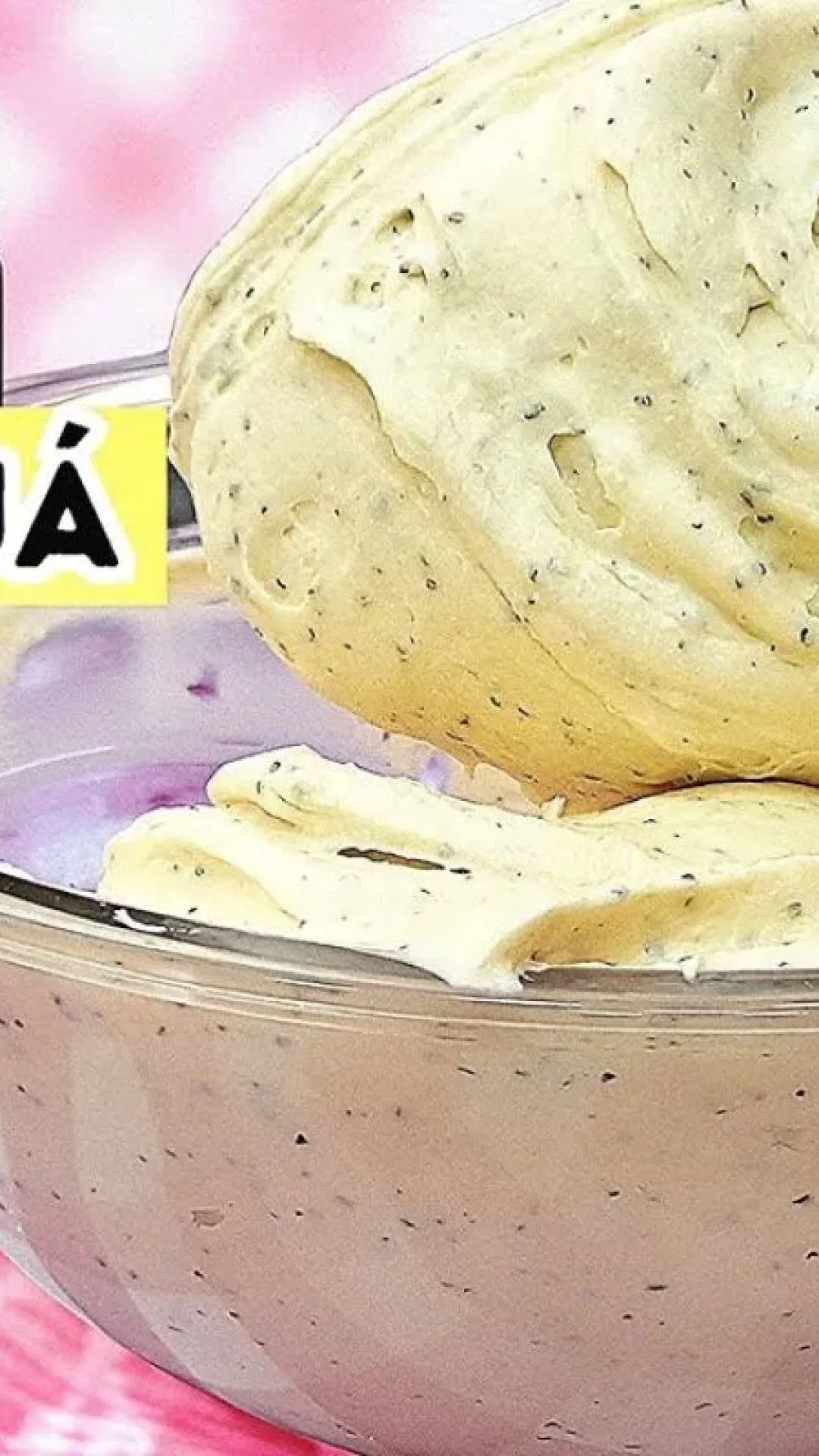 Mousse de maracujá, uma sobremesa clássica com uma textura perfeita e um sabor irresistível