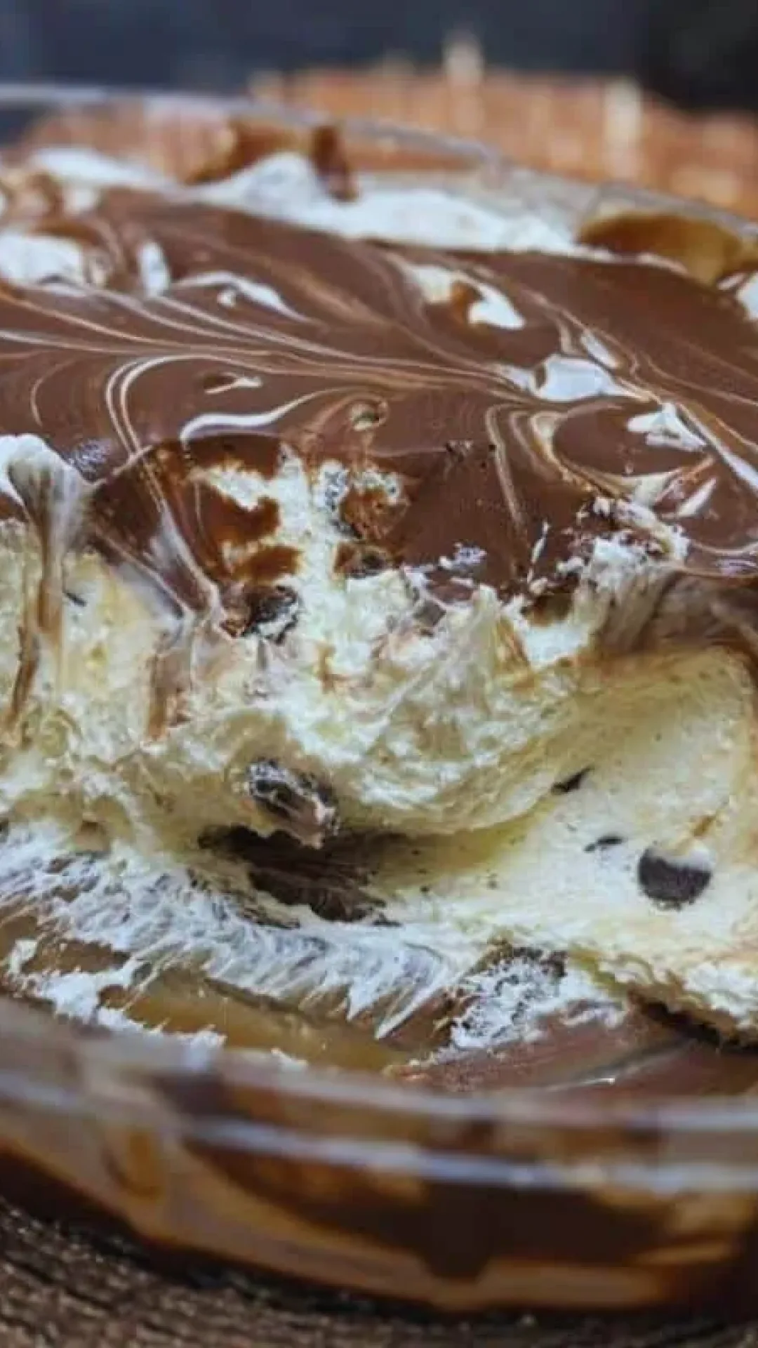Mousse trufada de leite ninho com textura cremosa que até parece um sorvete