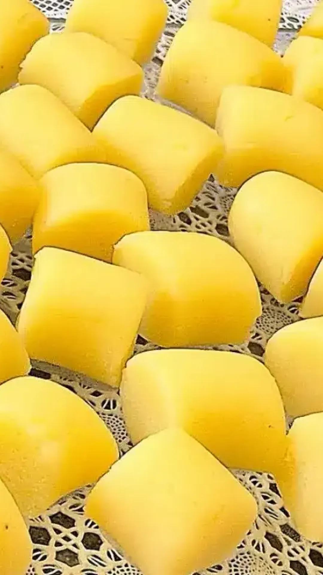 Nhoque sem trigo para o almoço: com uma dica para não desmanchar na água