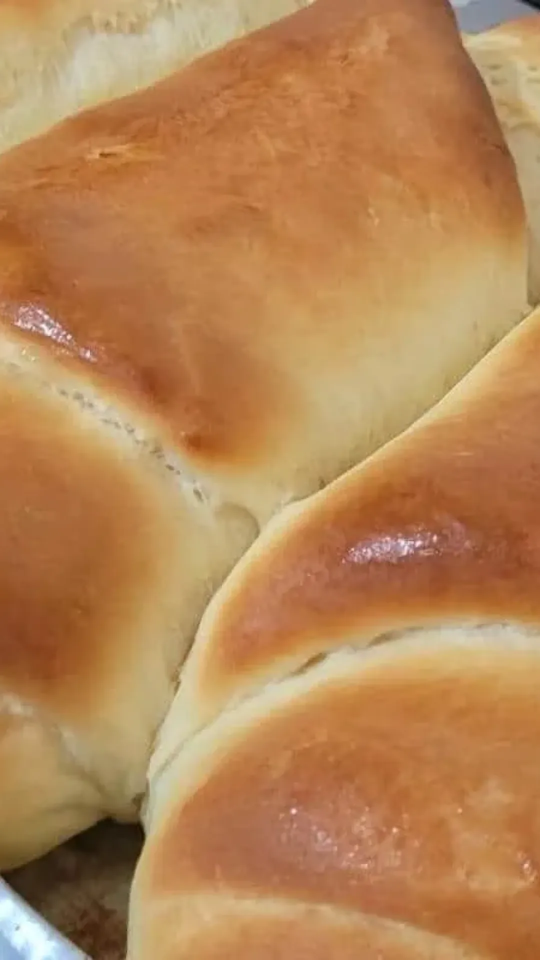 Pão caseiro da fazenda que cresce até no inverno e fica uma delícia