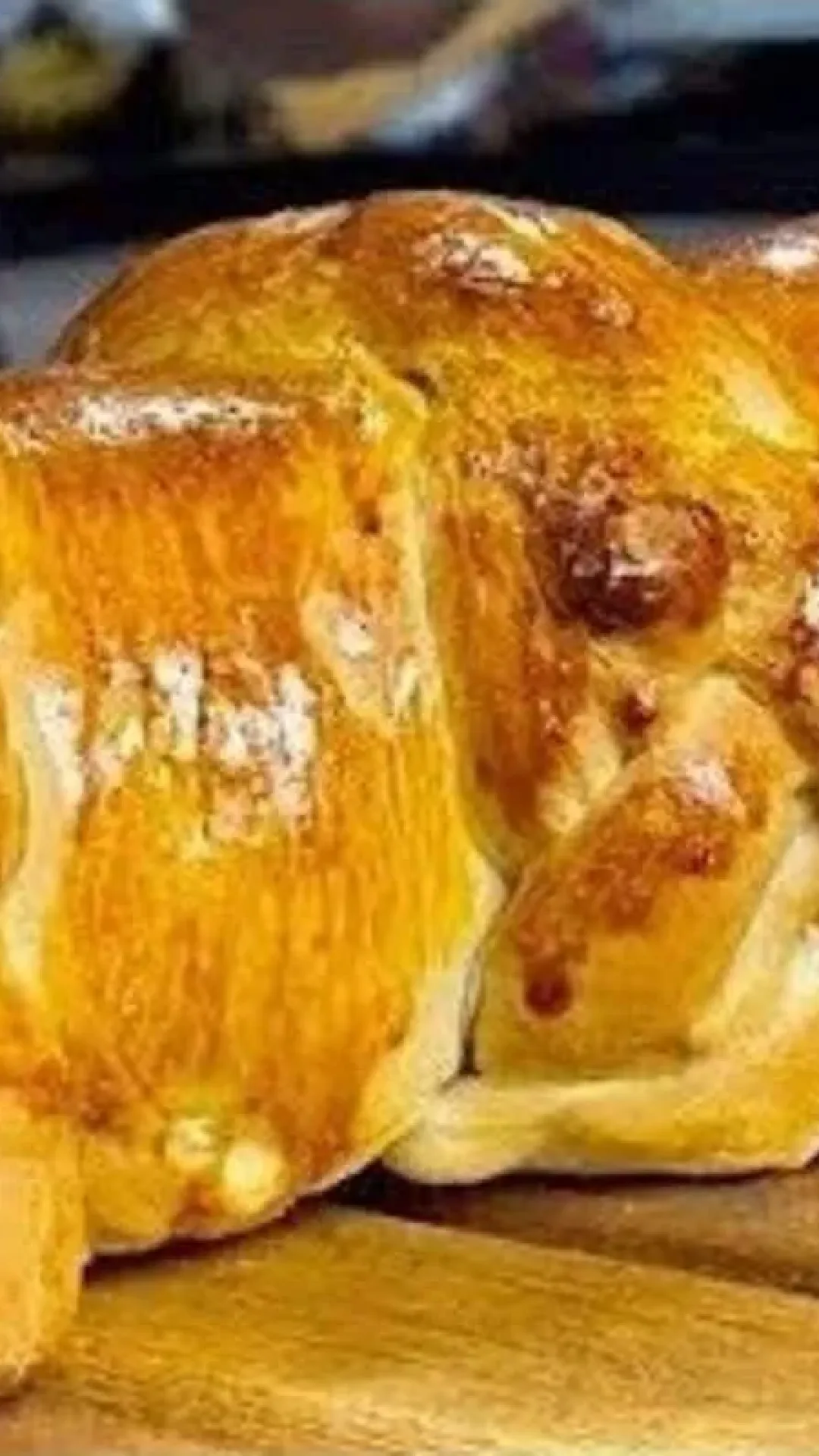 Pão caseiro fofinho e irresistível para servir no café da manhã da família