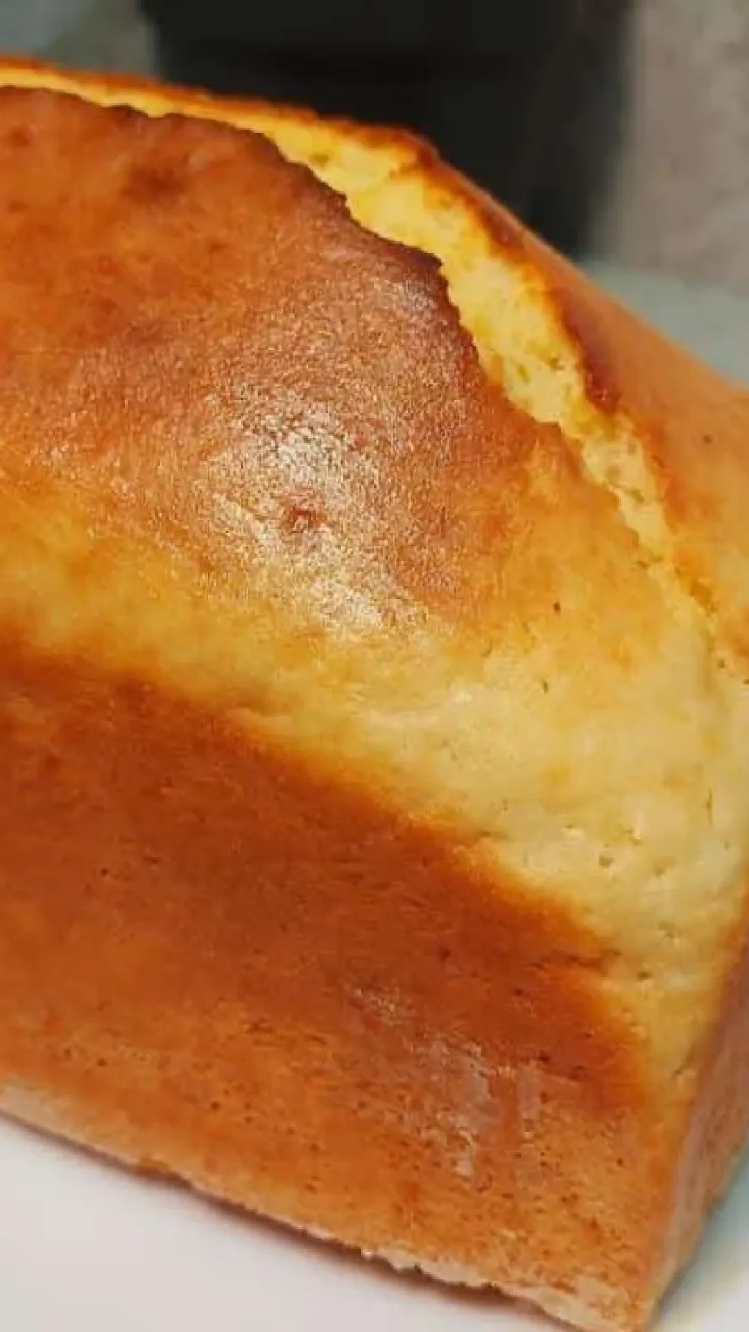 Pão caseiro rápido e fácil que não precisa esperar a massa crescer para assar
