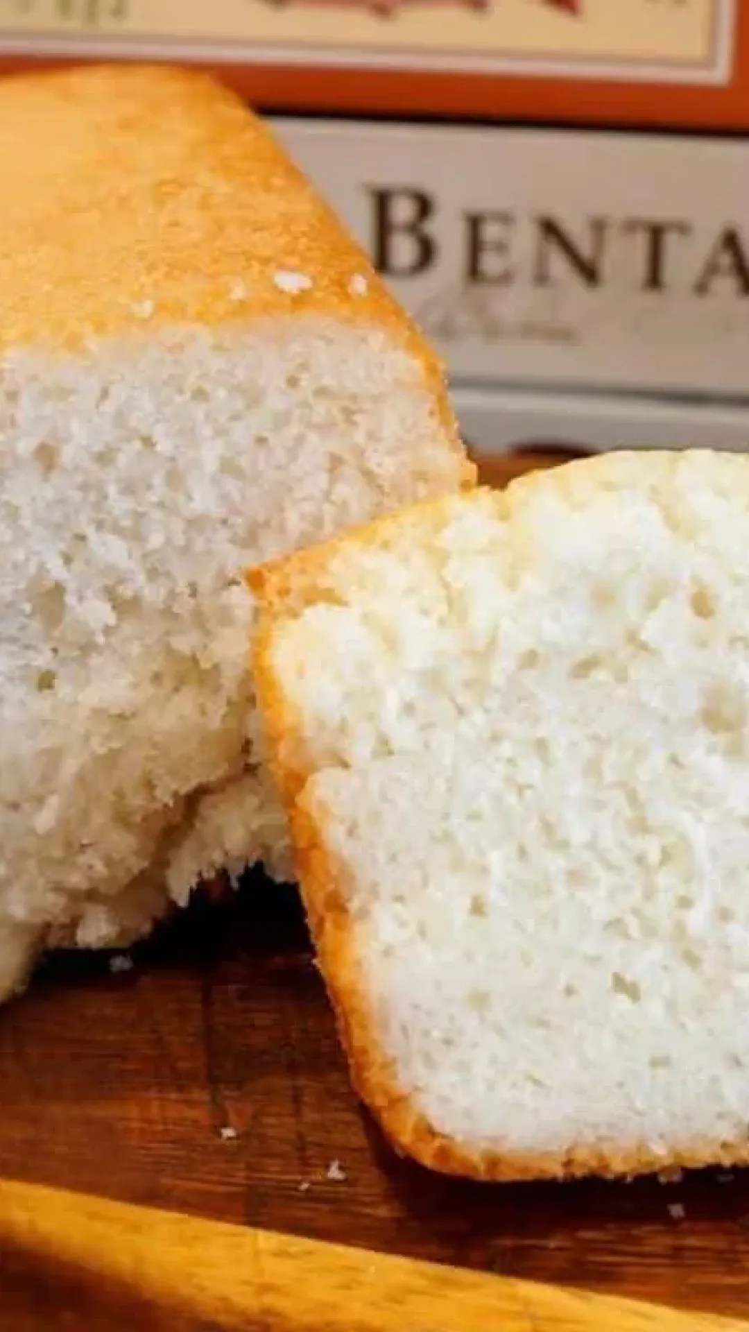 Pão caseiro sem farinha: não vai ovo nem leite e fica uma delícia