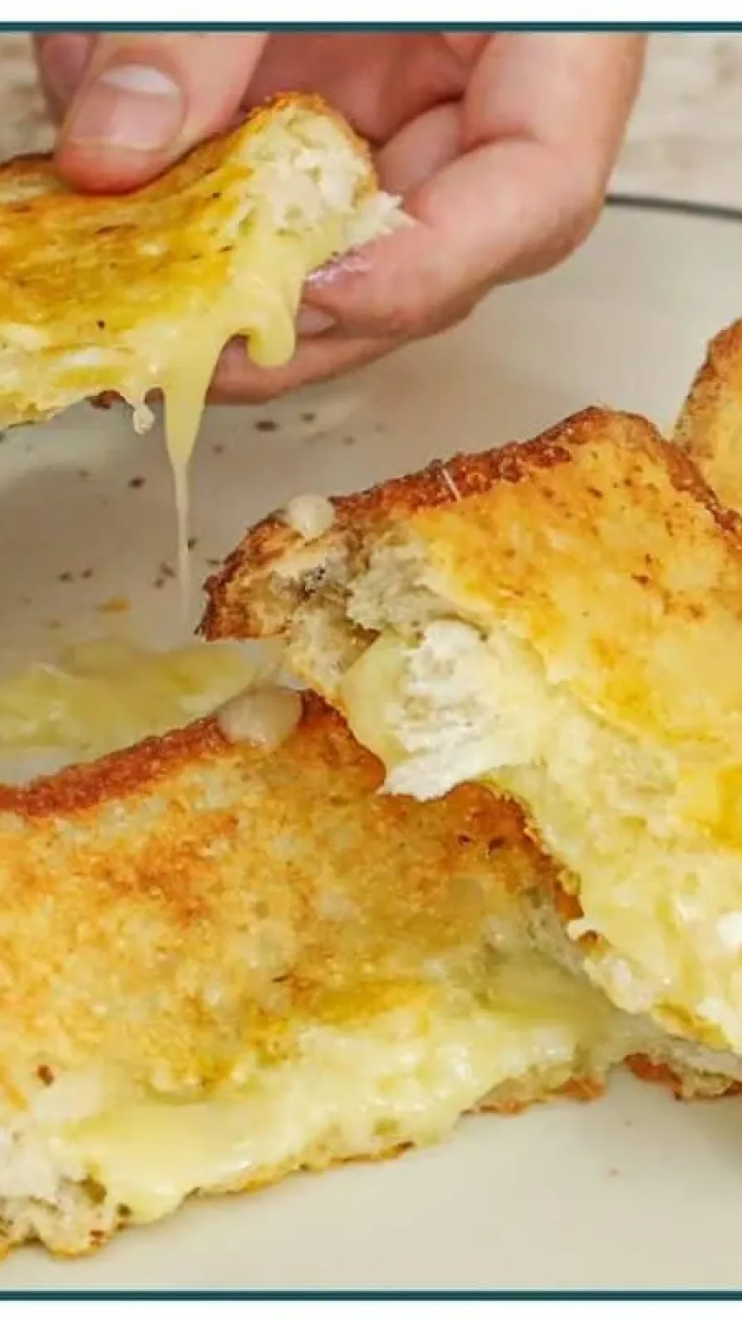 Pão de alho na frigideira: serve tanto para o lanche como para seu churrasco de domingo