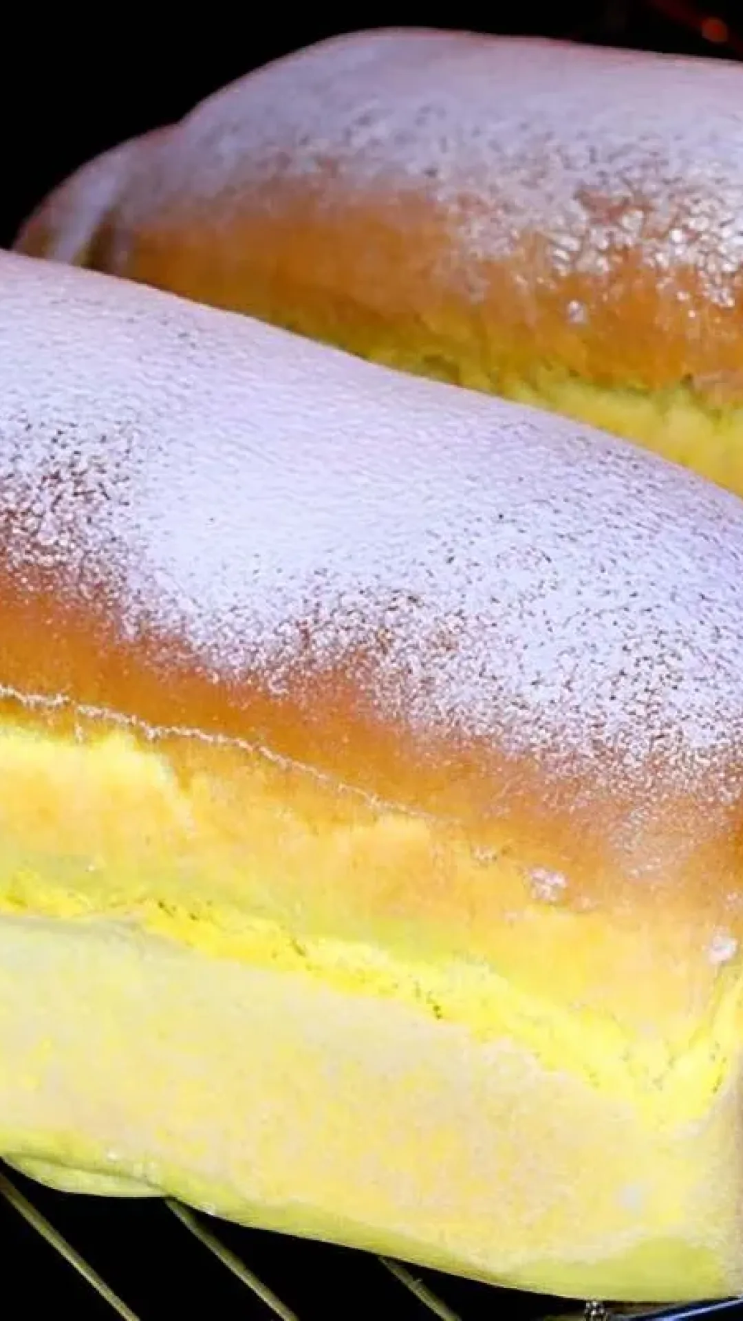 Pão de cenoura caseiro sem leite muito fofinho delicioso e perfeito para o lanche