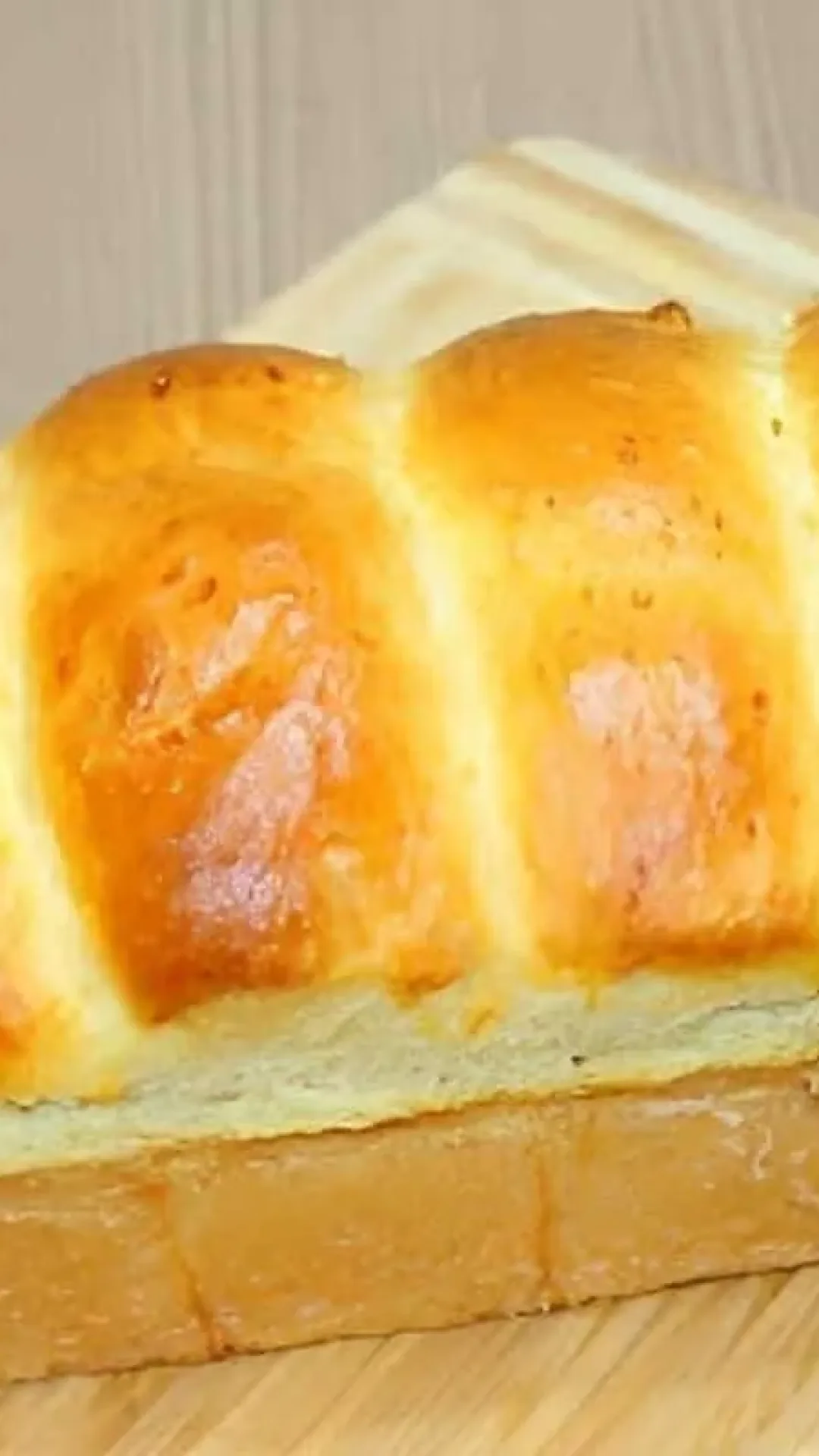 Pão de creme de leite fofinho e uma textura que você nunca viu igual