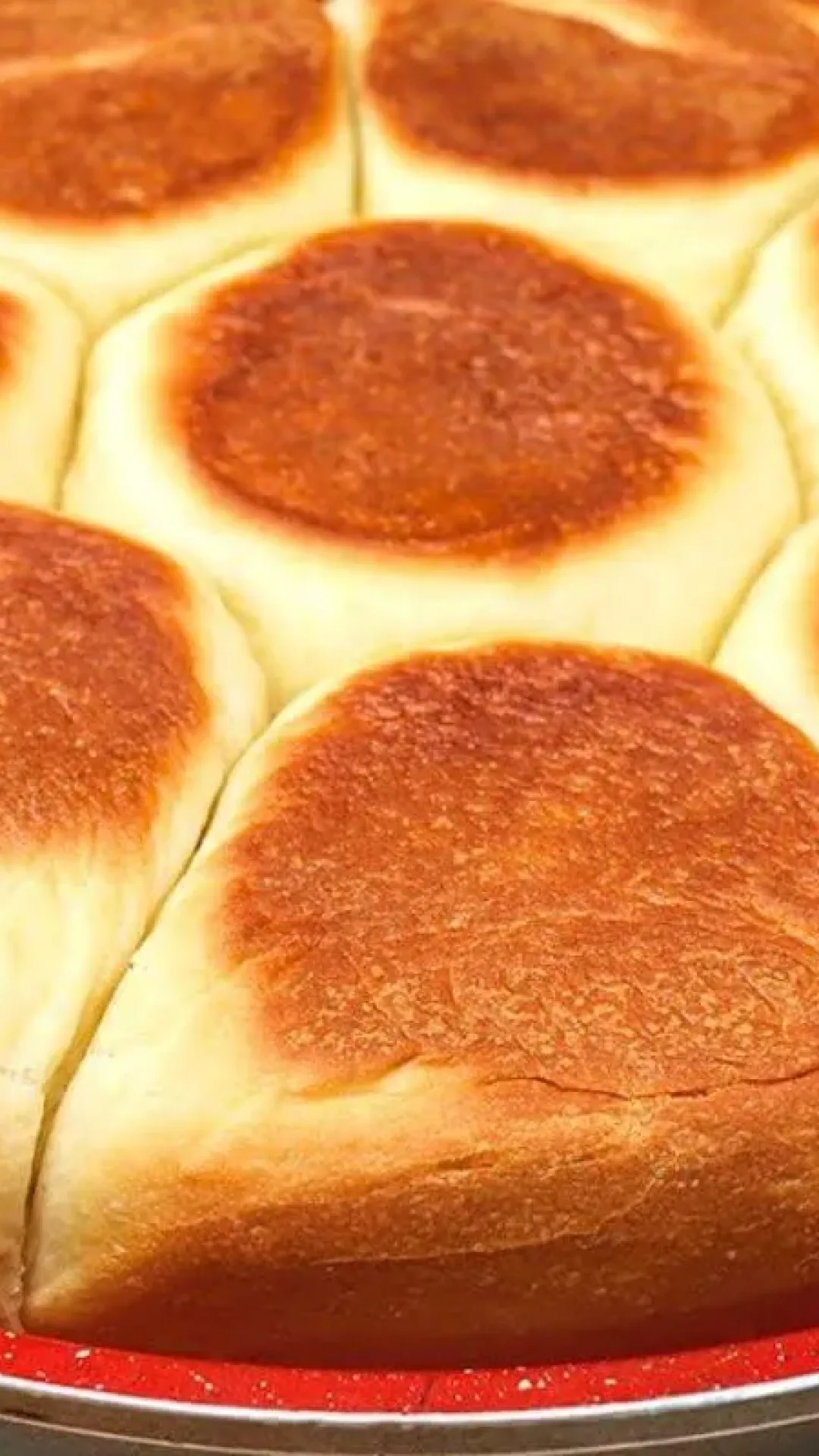 Pão de frigideira muito macio e saboroso para seu café da manhã de fim de ano