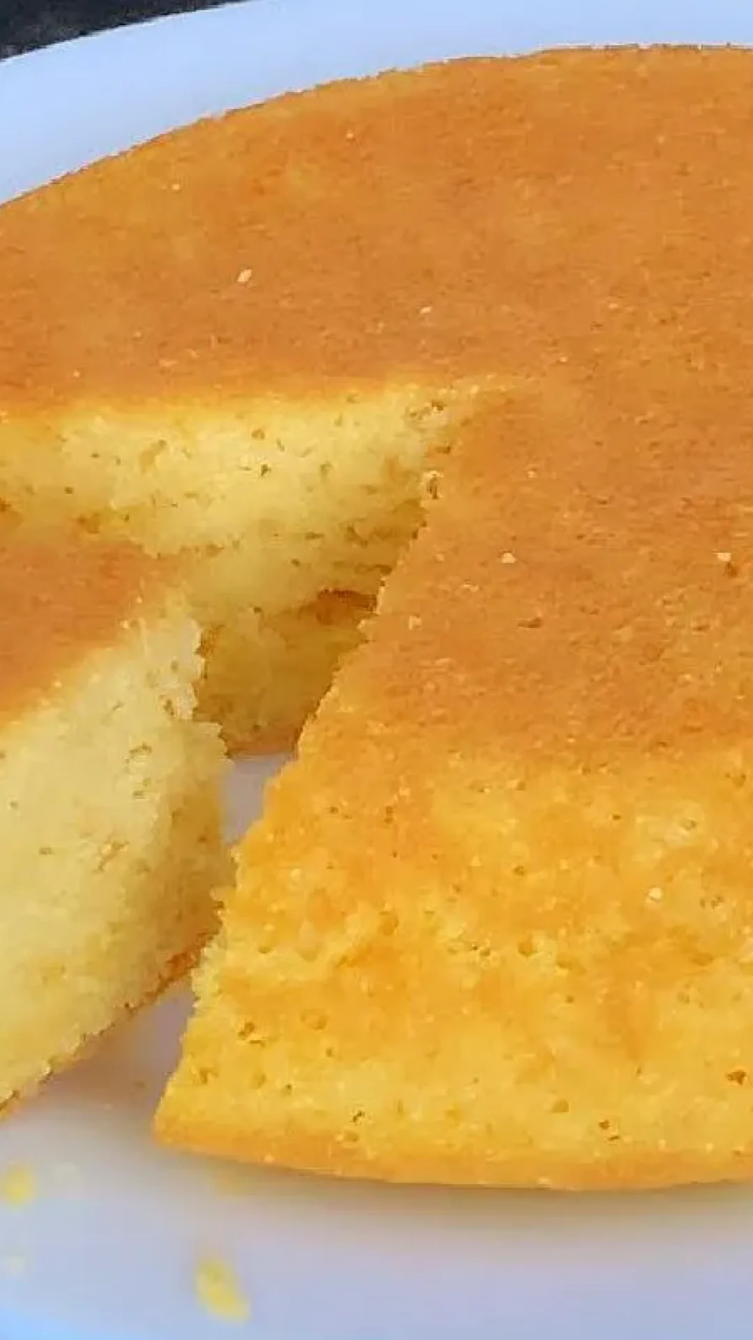 Pão de fubá para você substituir perfeitamente o pão francês no café da manhã