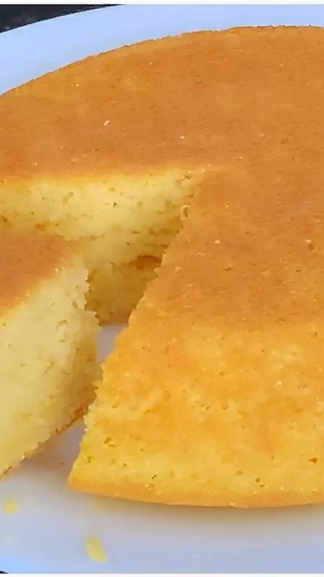 Pão de fubá sem farinha de trigo sem óleo e sem forno feito na frigideira em poucos minutos