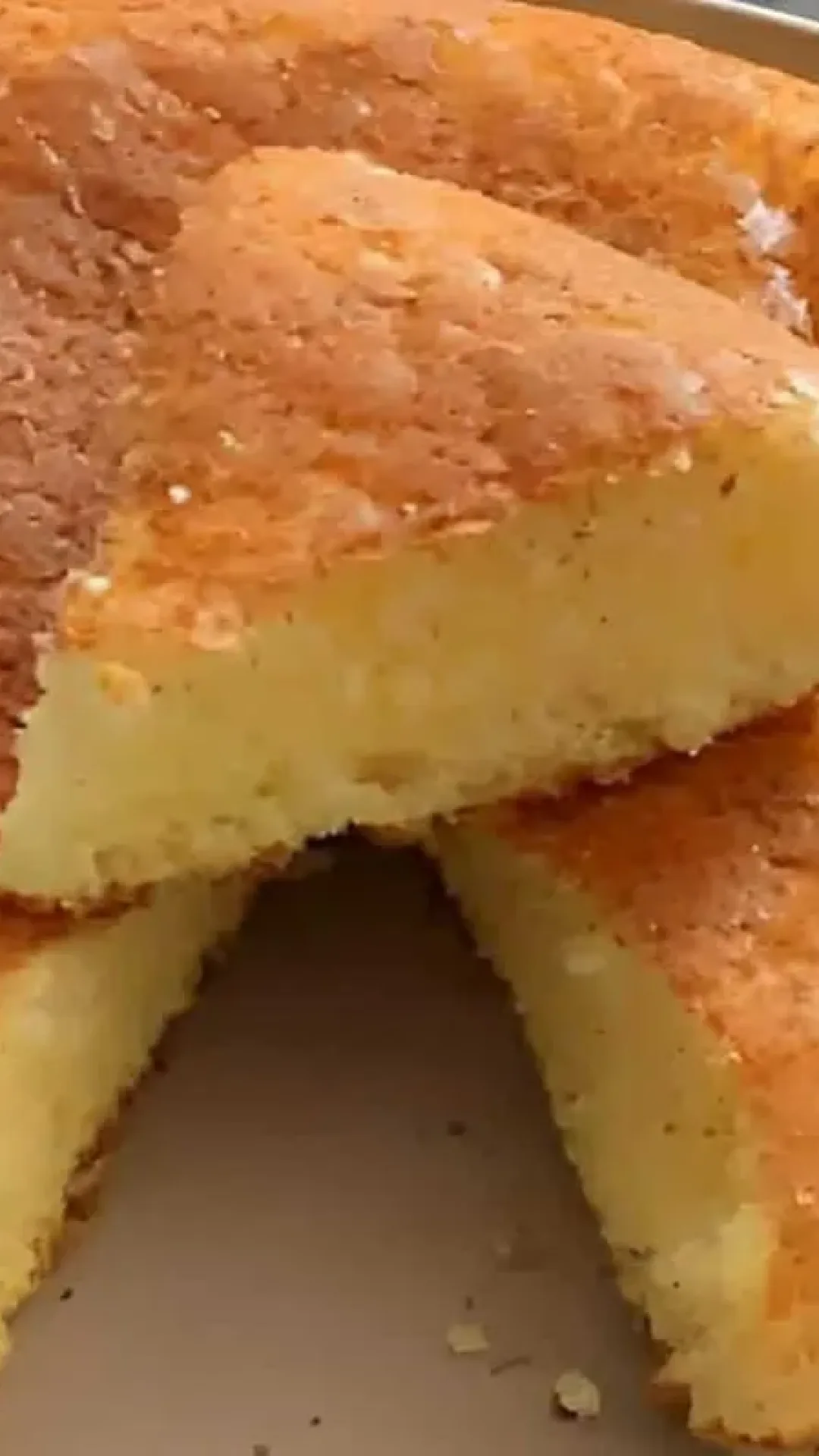 Pão de maisena de frigideira fofinho e delicioso para comer a qualquer hora