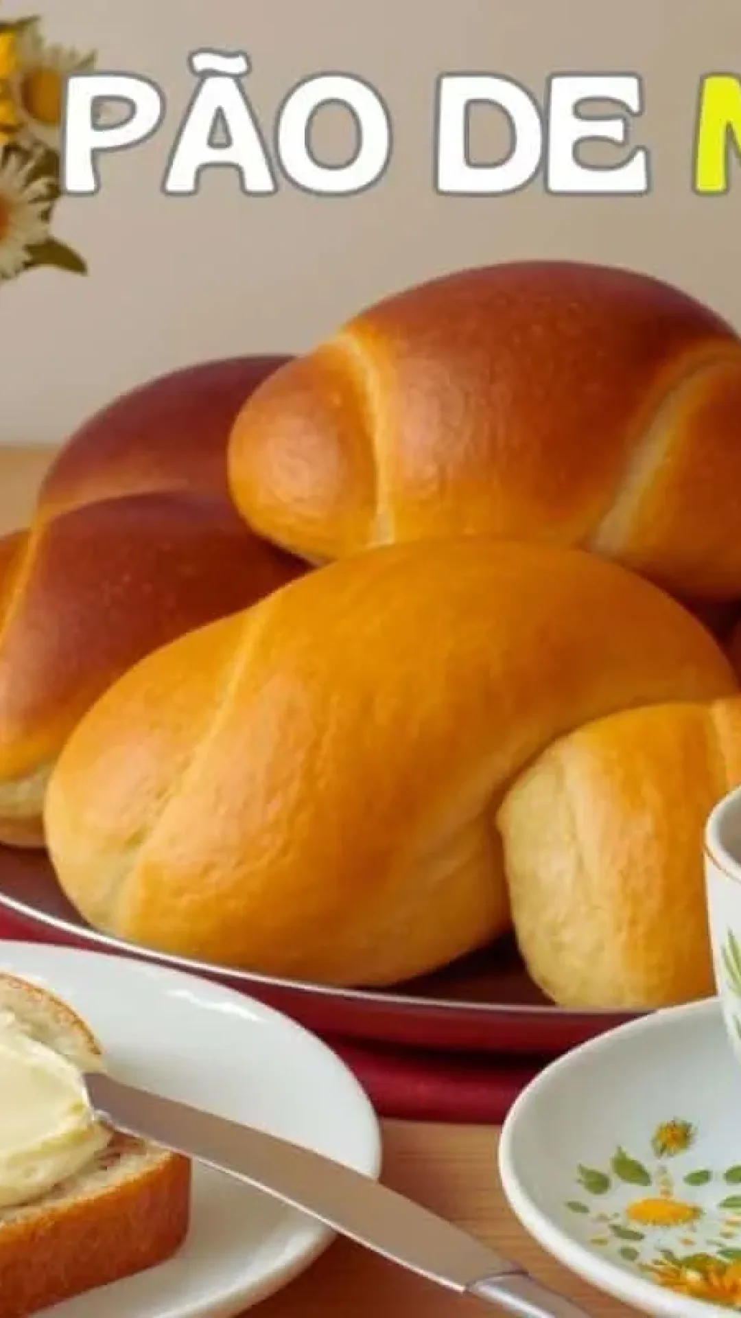 Pão de mandioca caseiro muito fofinho, que rende bastante e será um sucesso em sua casa