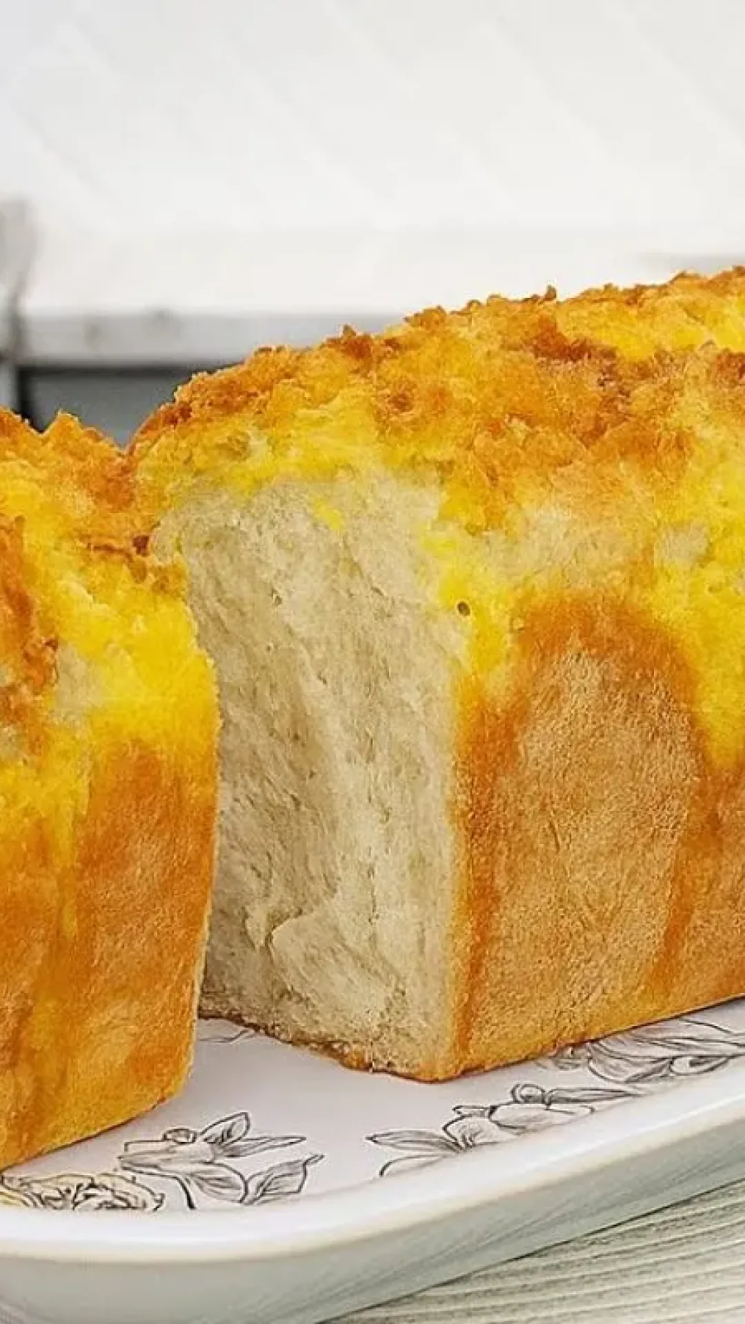 Pão doce com coco fofinho e muito gostoso para seu café da manhã ou da tarde