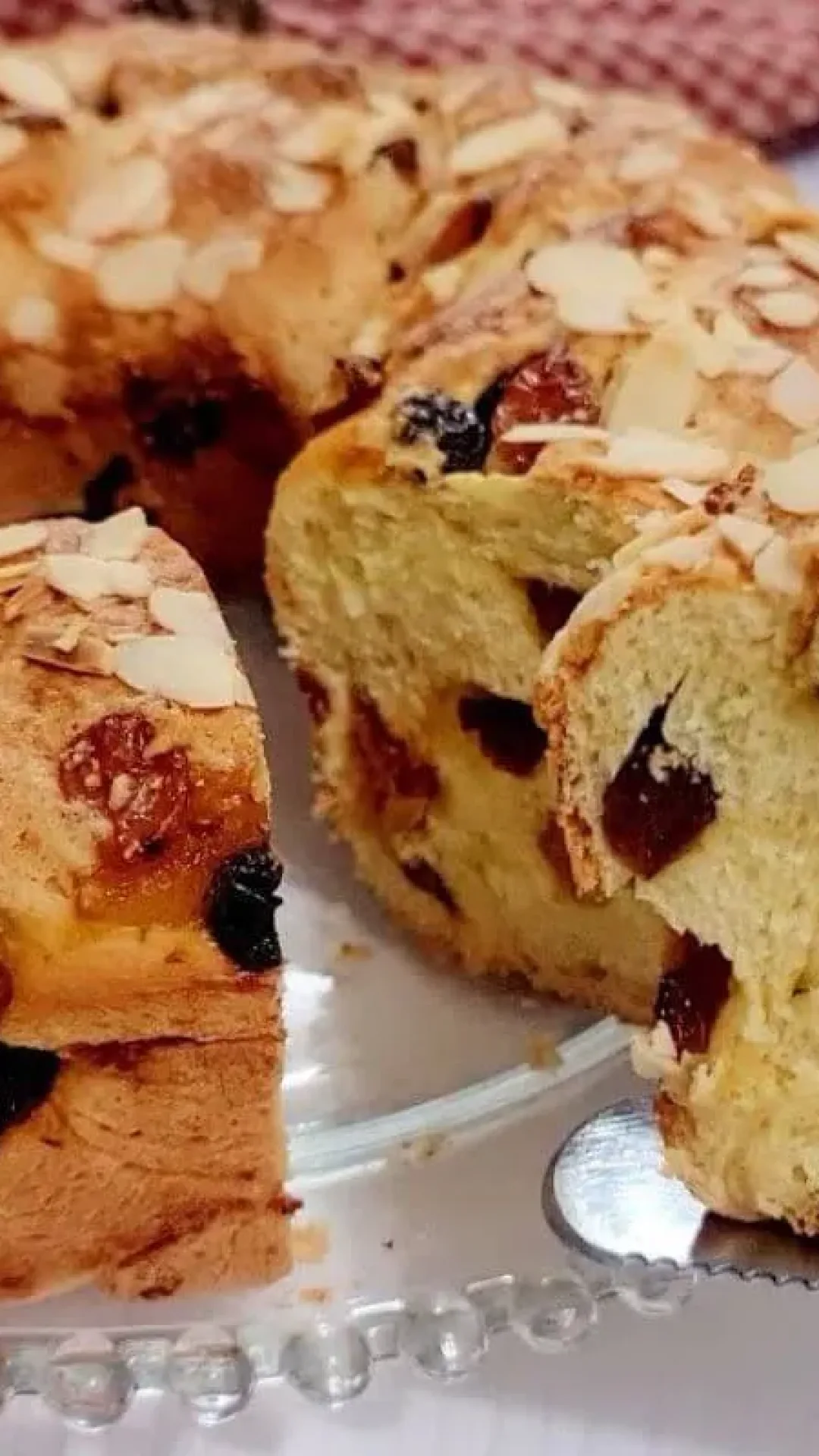 Pão doce de natal que um padeiro profissional me ensinou fica uma delícia