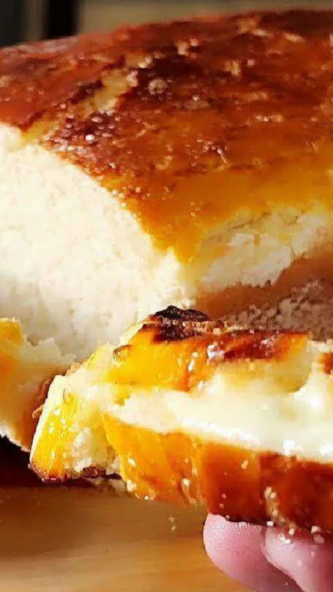 Pão sem farinha de trigo que fica uma delícia para comer quentinho na hora do café