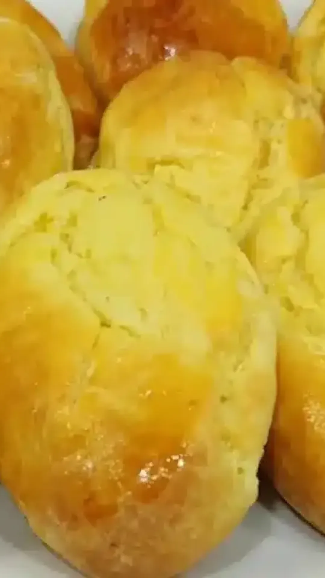 Pãozinho de batata feito totalmente sem farinha de trigo para ficar extremamente fofinho e macio
